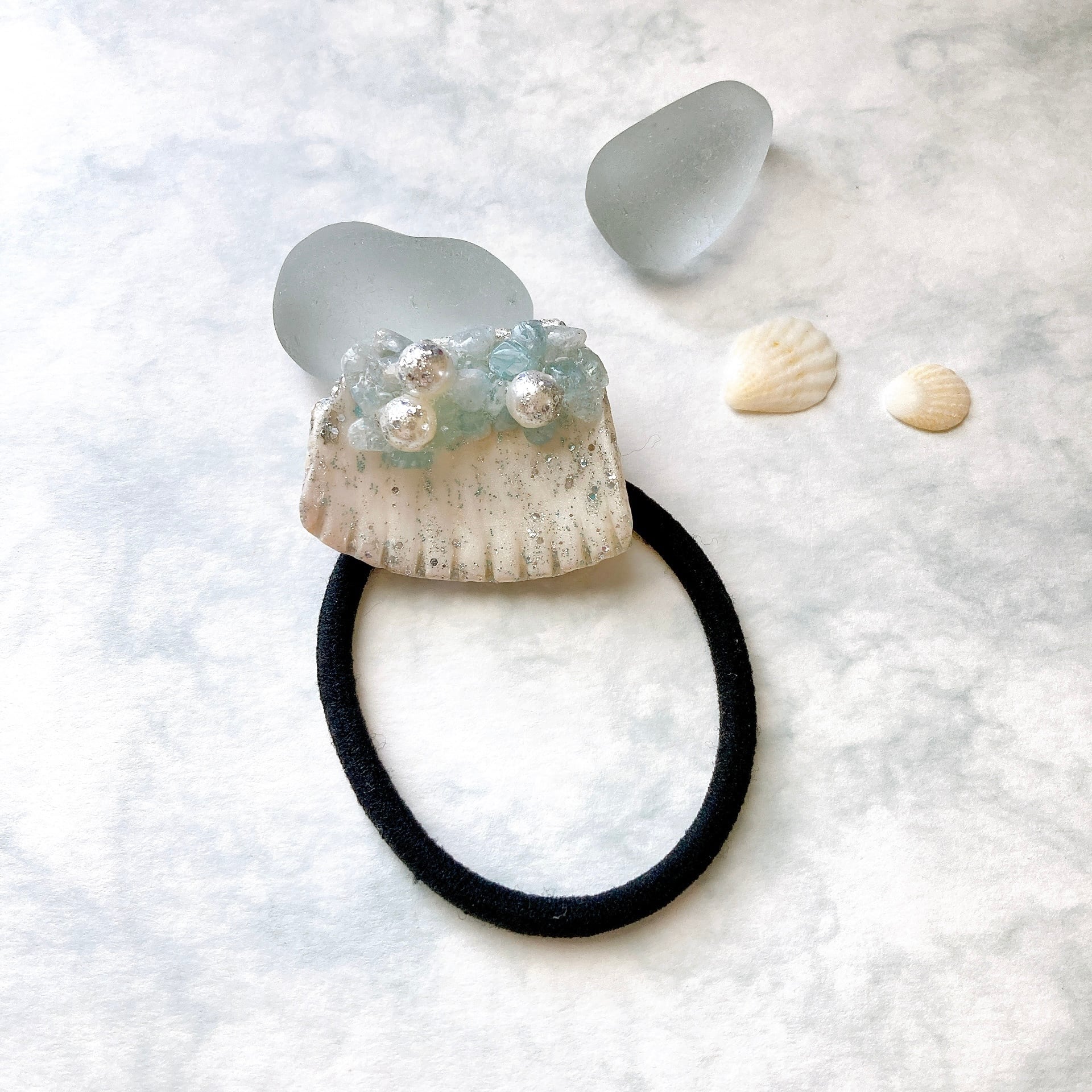 アクアマリン＆シェル ヘアアクセサリー ヘアゴム 天然石 天然石