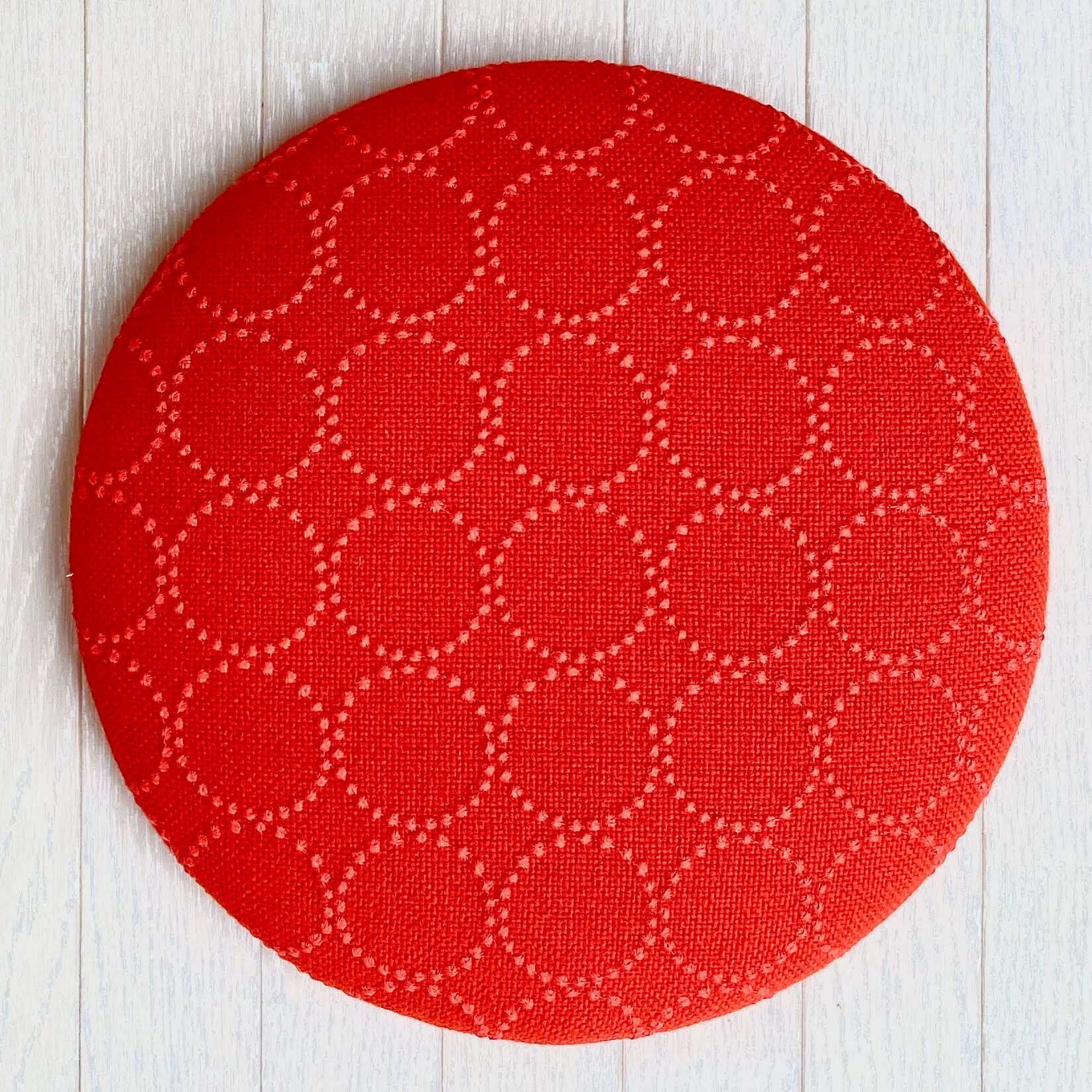 皆川明×Kvadrat タンバリンスツール オレンジ色/ハニーブラウン