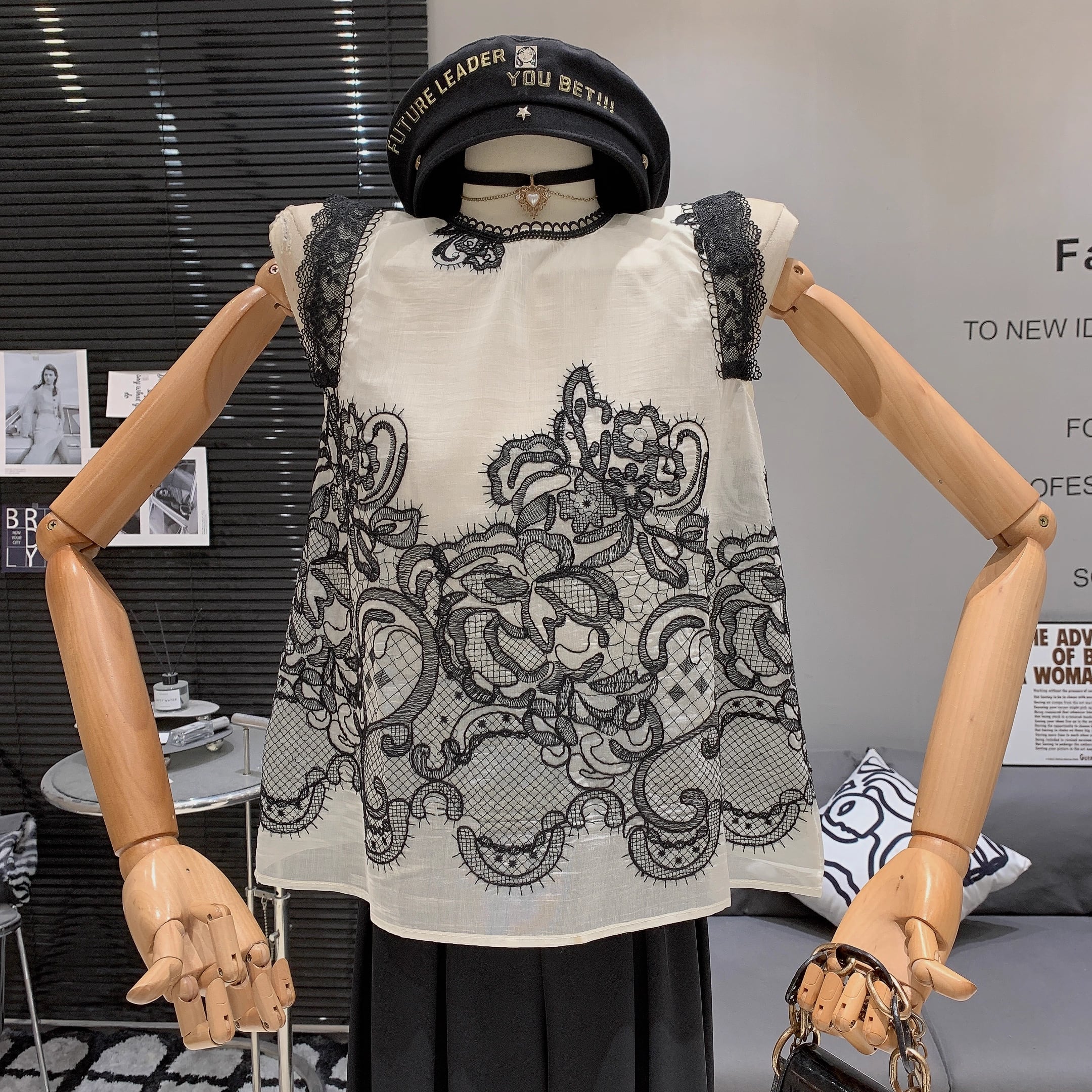 【tops】レースドッキングノースリーブトップス M32926