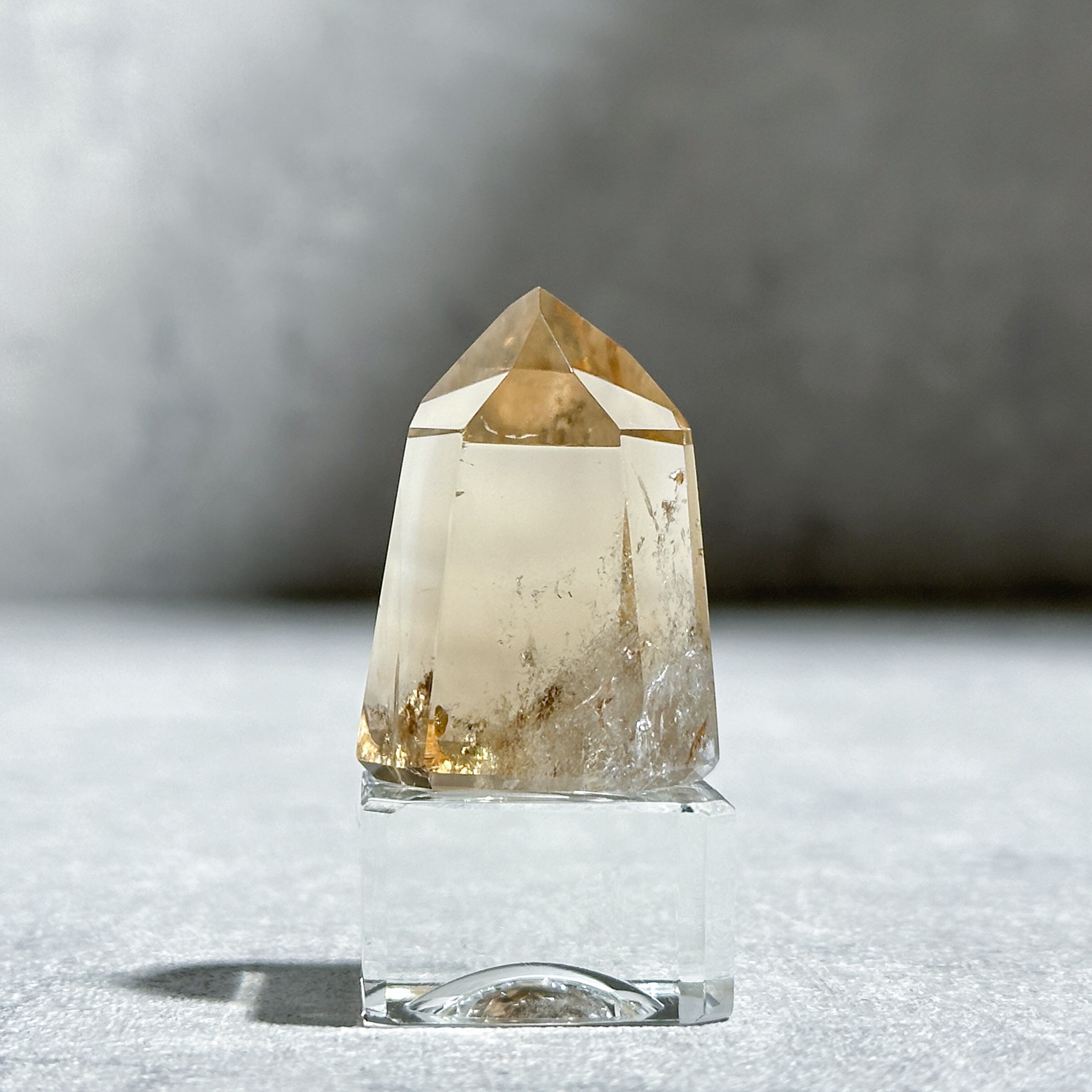 【天然石】爆虹　シトリン　タワー③ 虹◎シトリン（黄水晶） タワー43◇ Citrine ◇ 天然石・鉱物