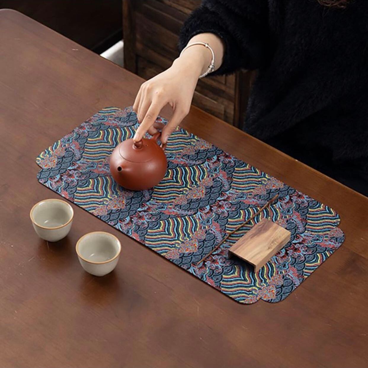 手作り茶道具☆小座布団　お茶室　お茶席　茶事☆　5枚組　鉄紺色深紫色　源氏香小紋 御濃茶 後昔 お点前用抹茶 上林春松本店 - Sazen Tea