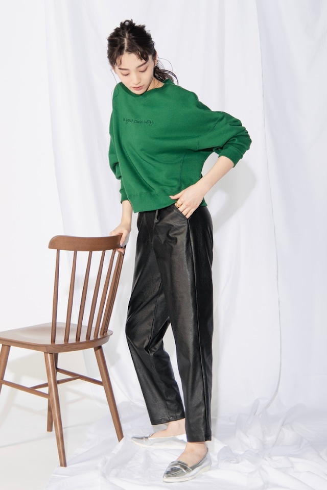 "kea me"select　Faux leather peg top pants