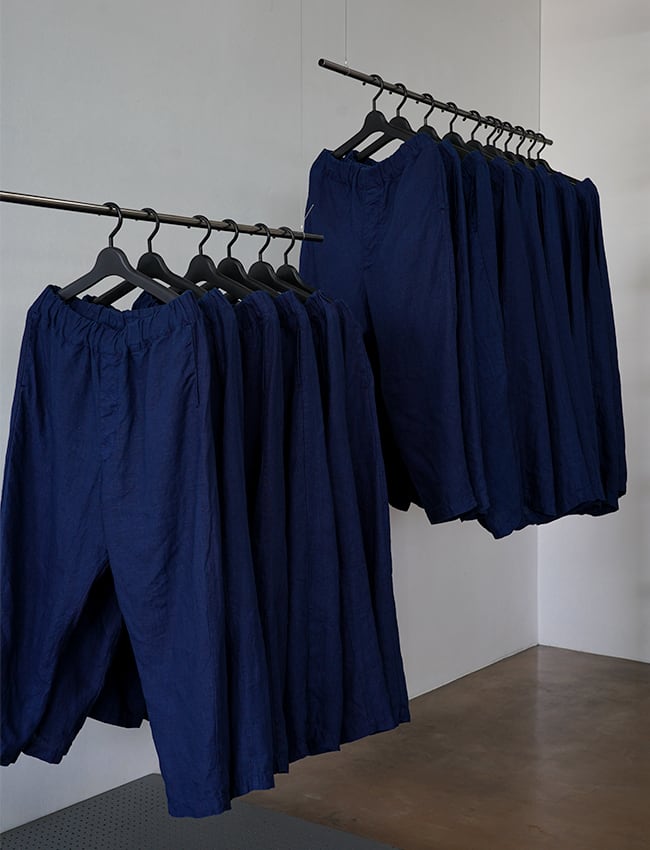 aulico : LINEN PANTS / NAVY | aulico