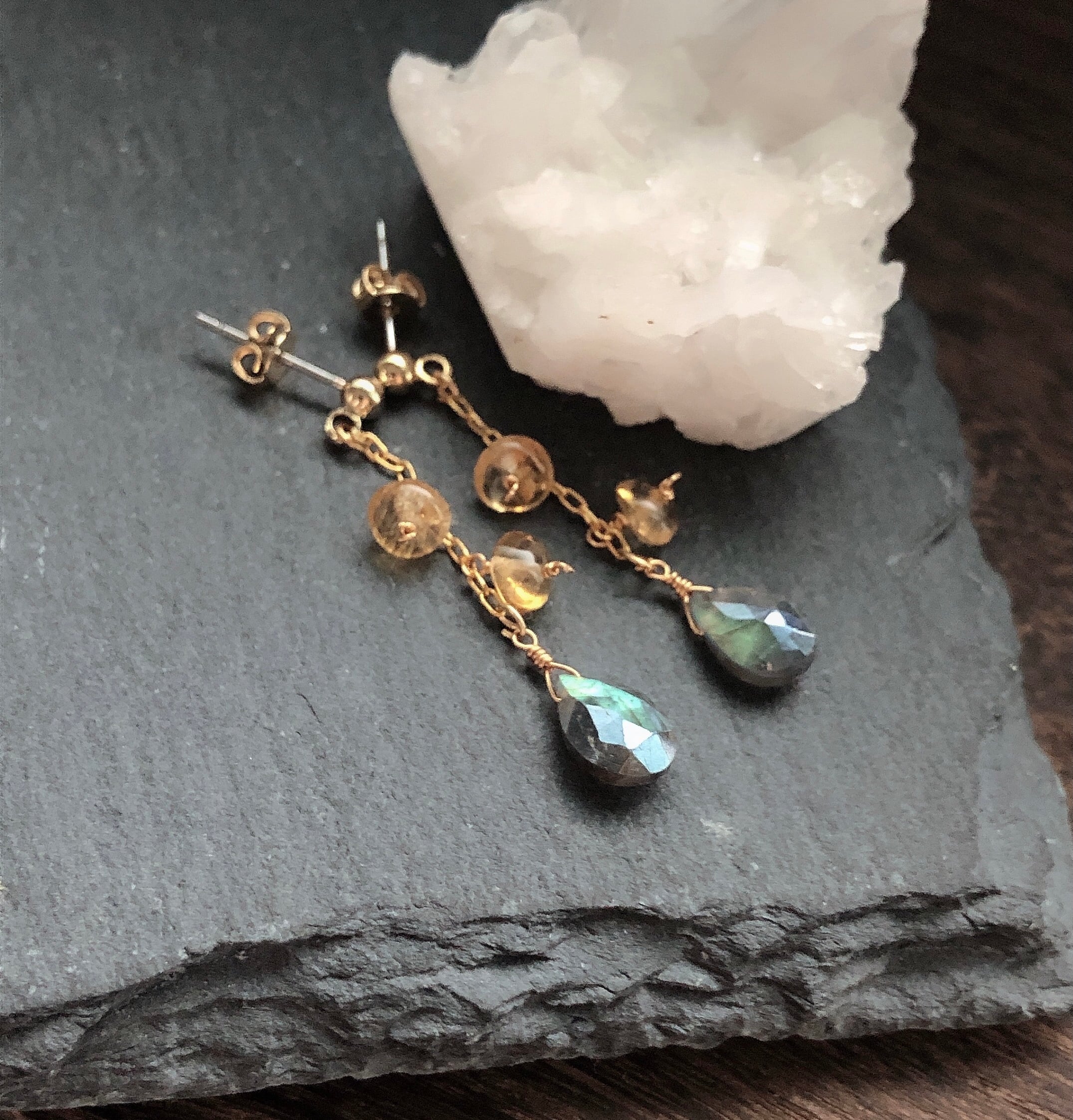 激レア商品※】大粒3.5㎝ペアシェイプグリーンクォーツの1.4㎝フープピアス