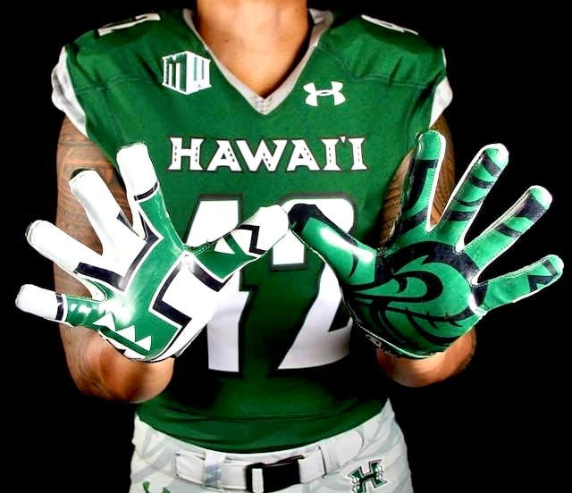 UA F4 GLOVE ハワイ限定モデル アメフト グローブ MD | END ZONE