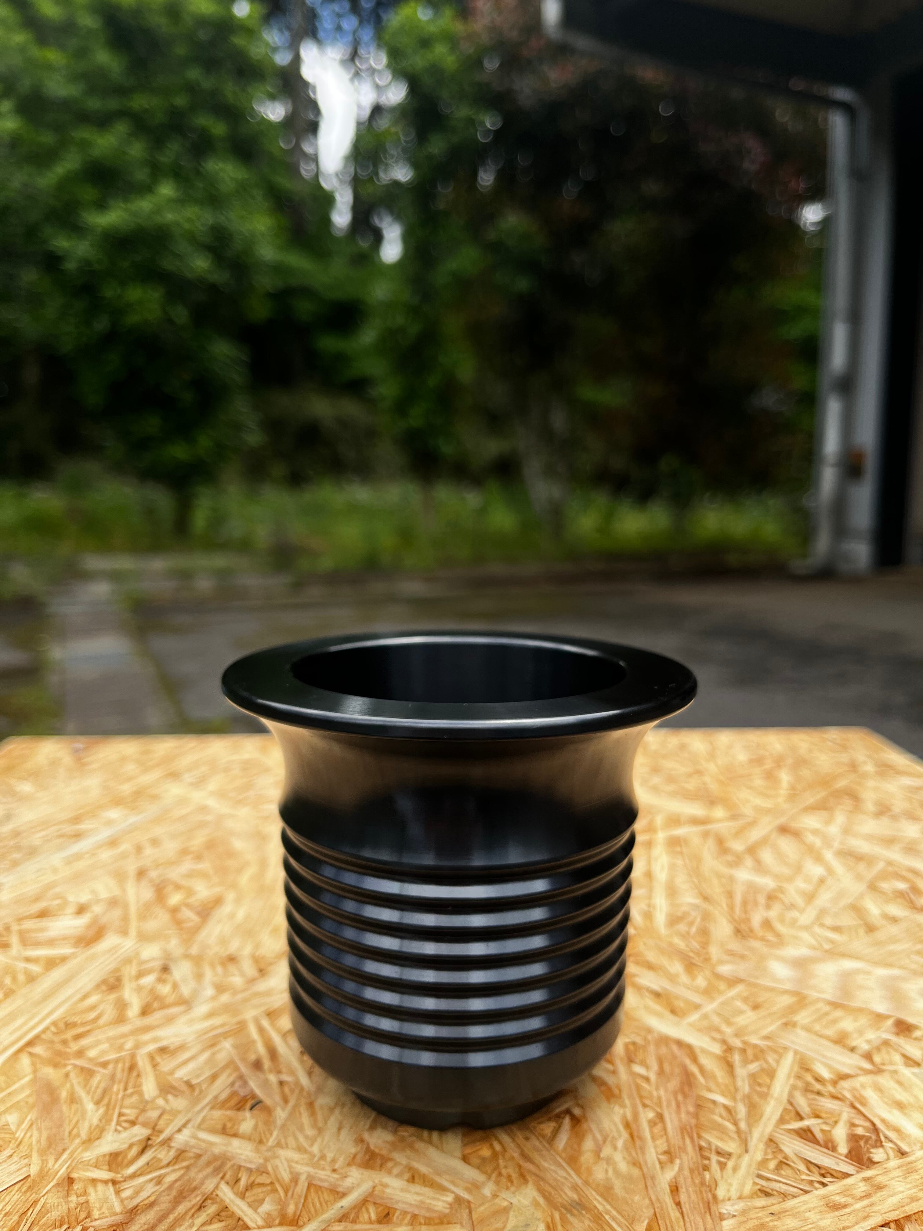 IRON POT ZIGZAG EDGE LITTLE BLACK EDITION (アガベ 植木鉢 鉄