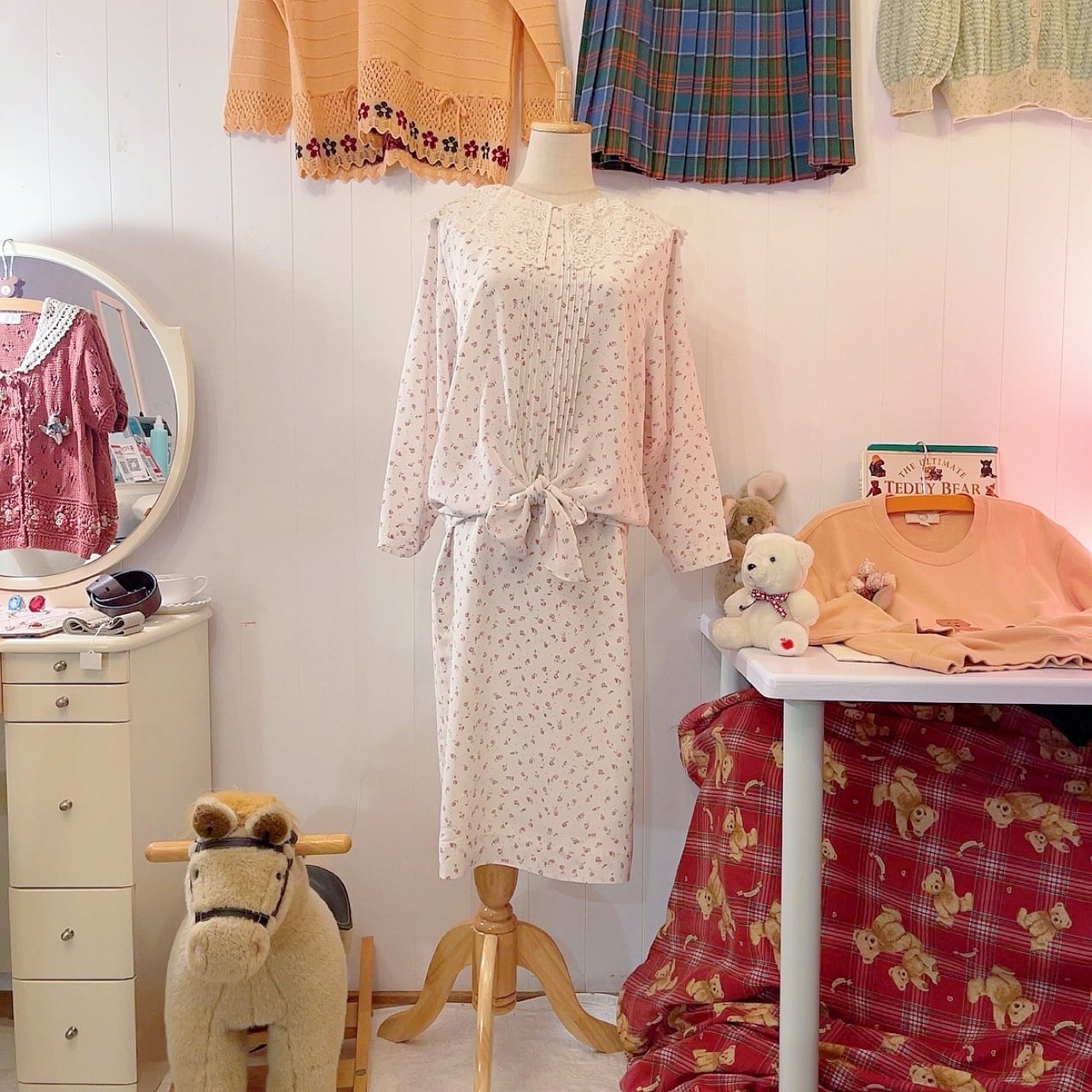 mini rose lace collar separate one-piece