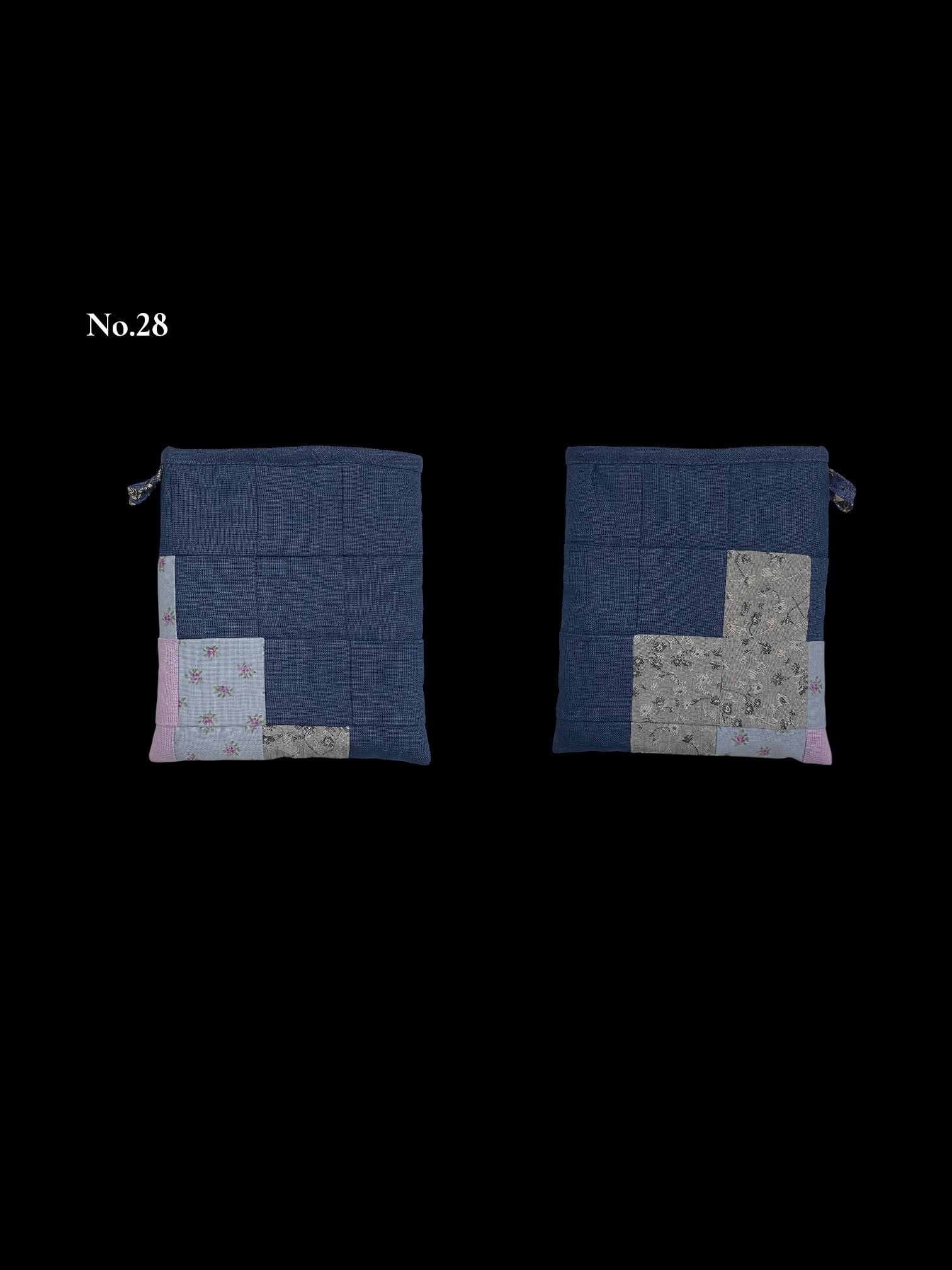 Hot pot mittens No.28