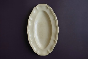 C.1920 French Small Oval Plate, Sarreguemines A