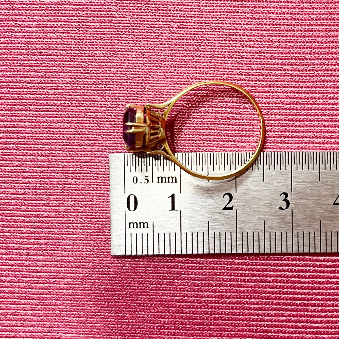 日本の作品】 K18 昭和レトロ 紫石 リング ～咲き誇る高貴な花の美しさ