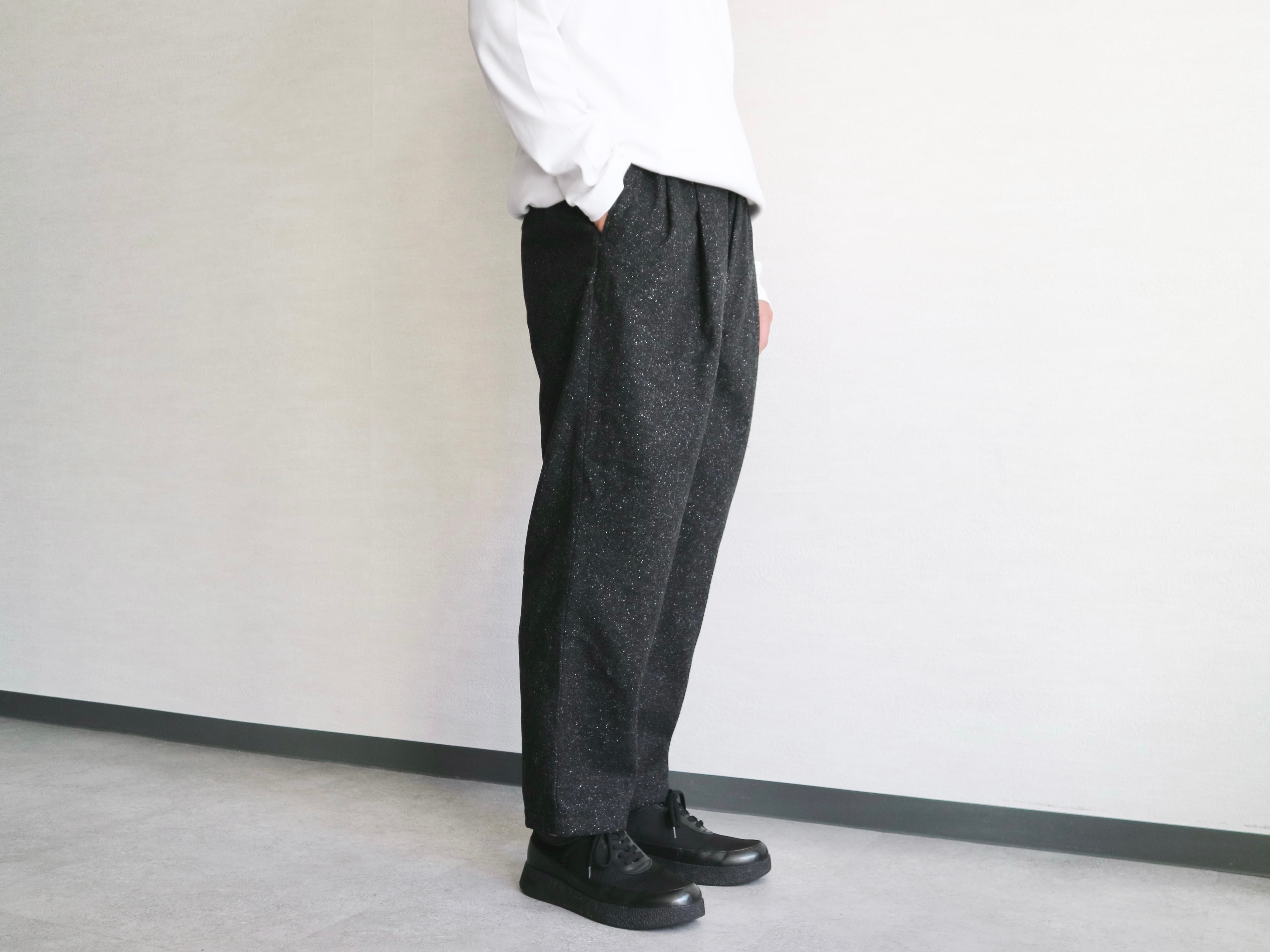 【極美品】STILL BY HAND テーパード イージー スラックス パンツ STILL BY HAND テーパード イージー スラックス パンツ ボトムス