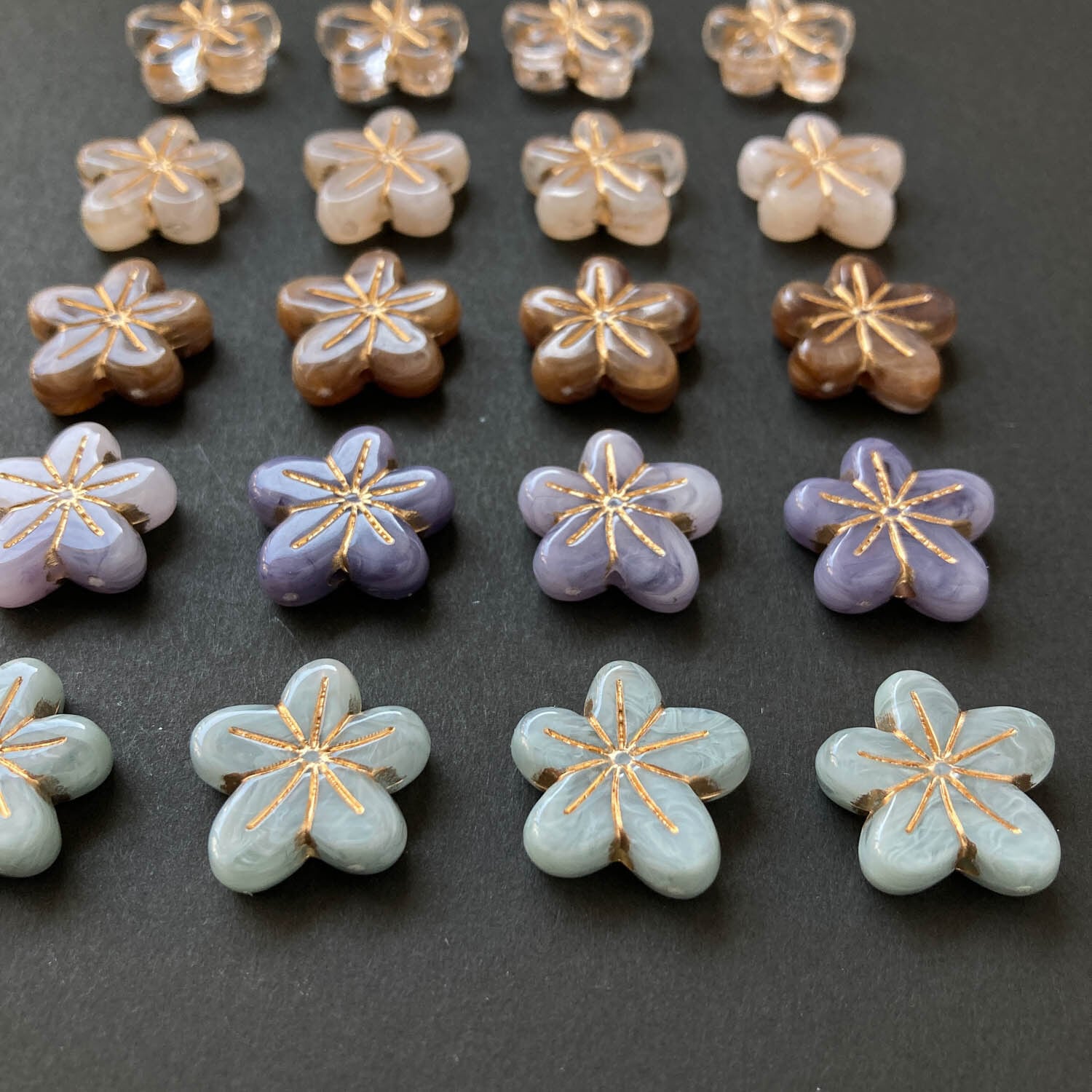 お花ビーズ追加分 マーブル歪なフラットお花ビーズ | Dua-アクセサリーパーツショップ