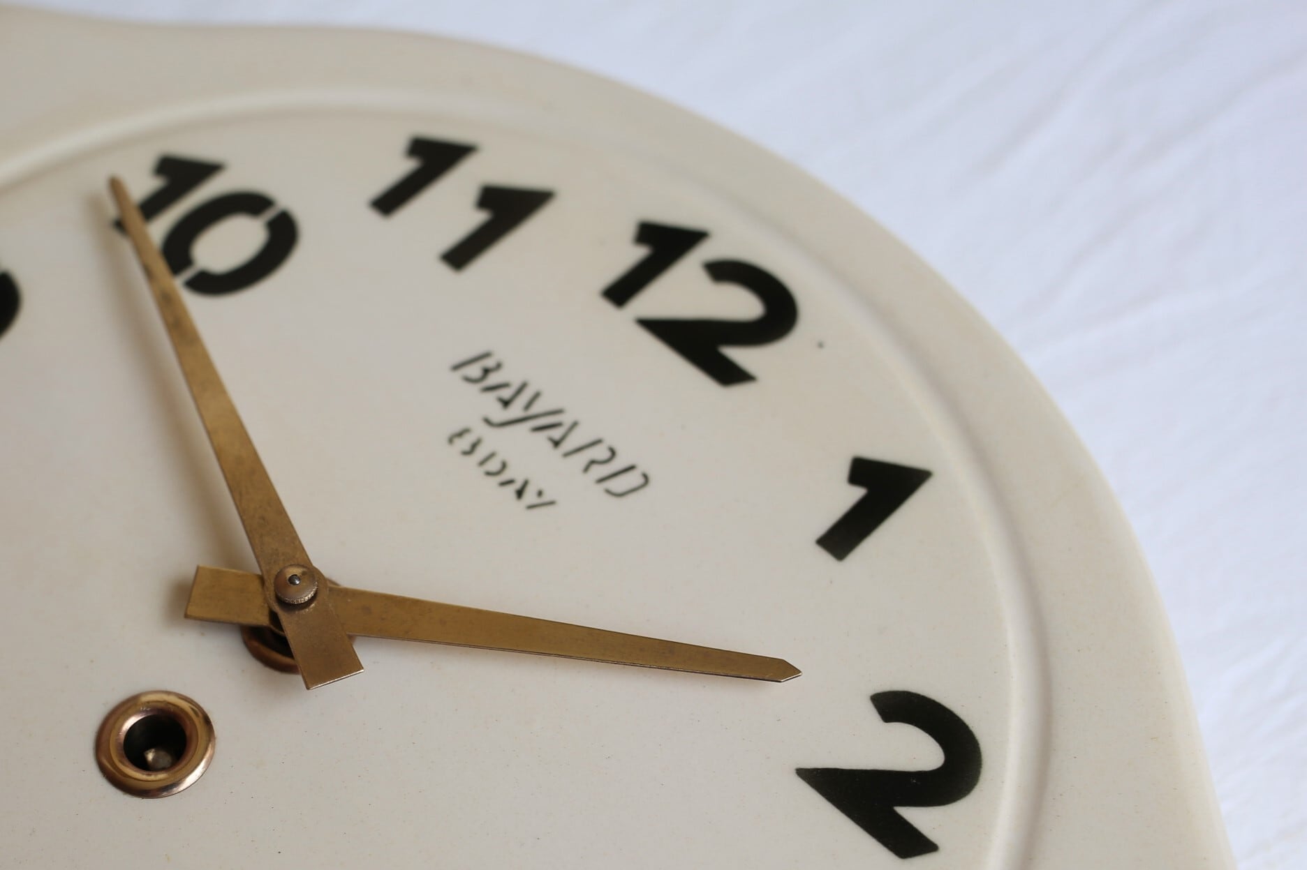 フランス アンティーク ヴィンテージ BAYARD 陶器製 掛時計 ゼンマイ