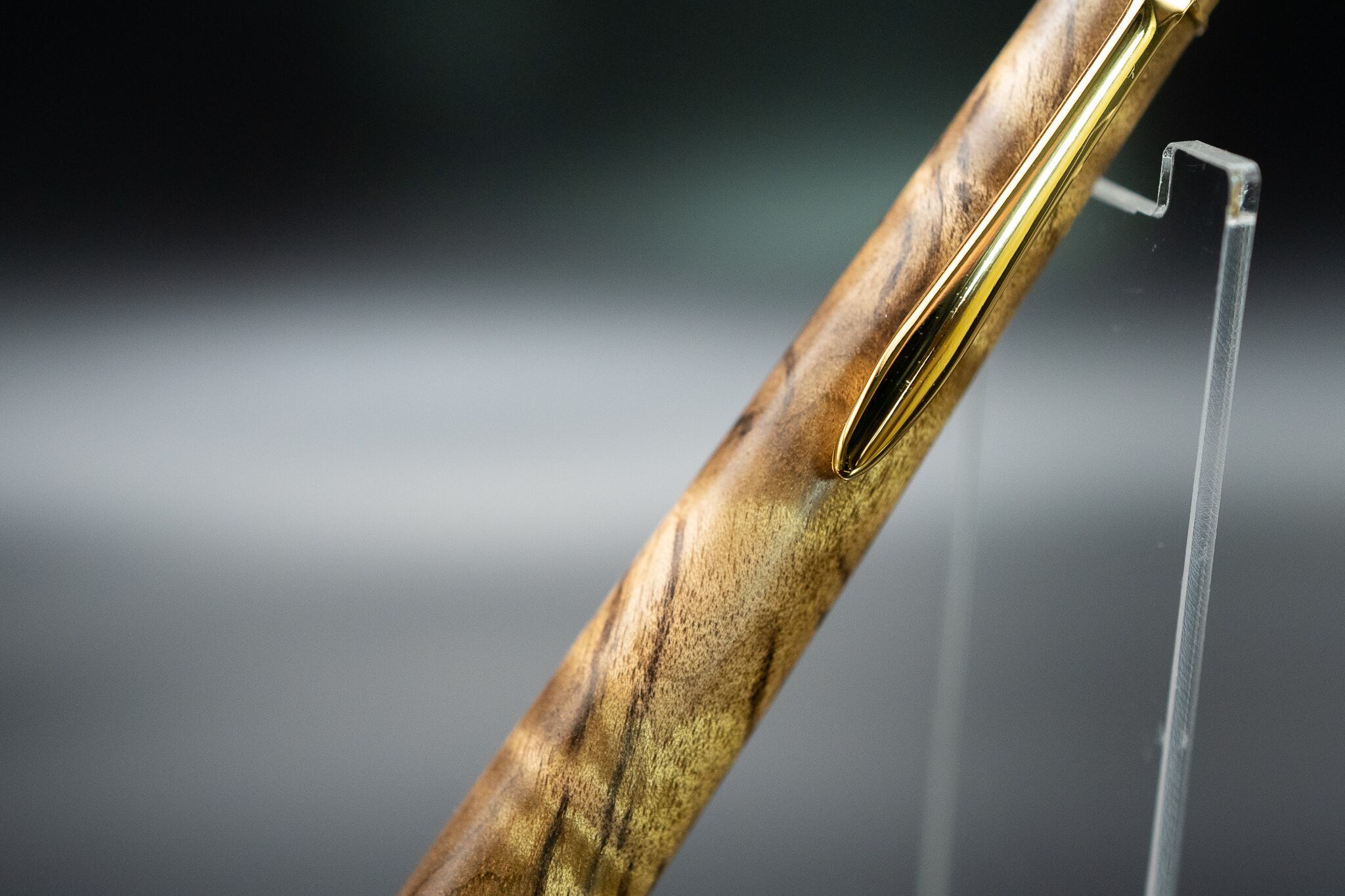 【 緻密な黄金の杢 】 マーブルウッド