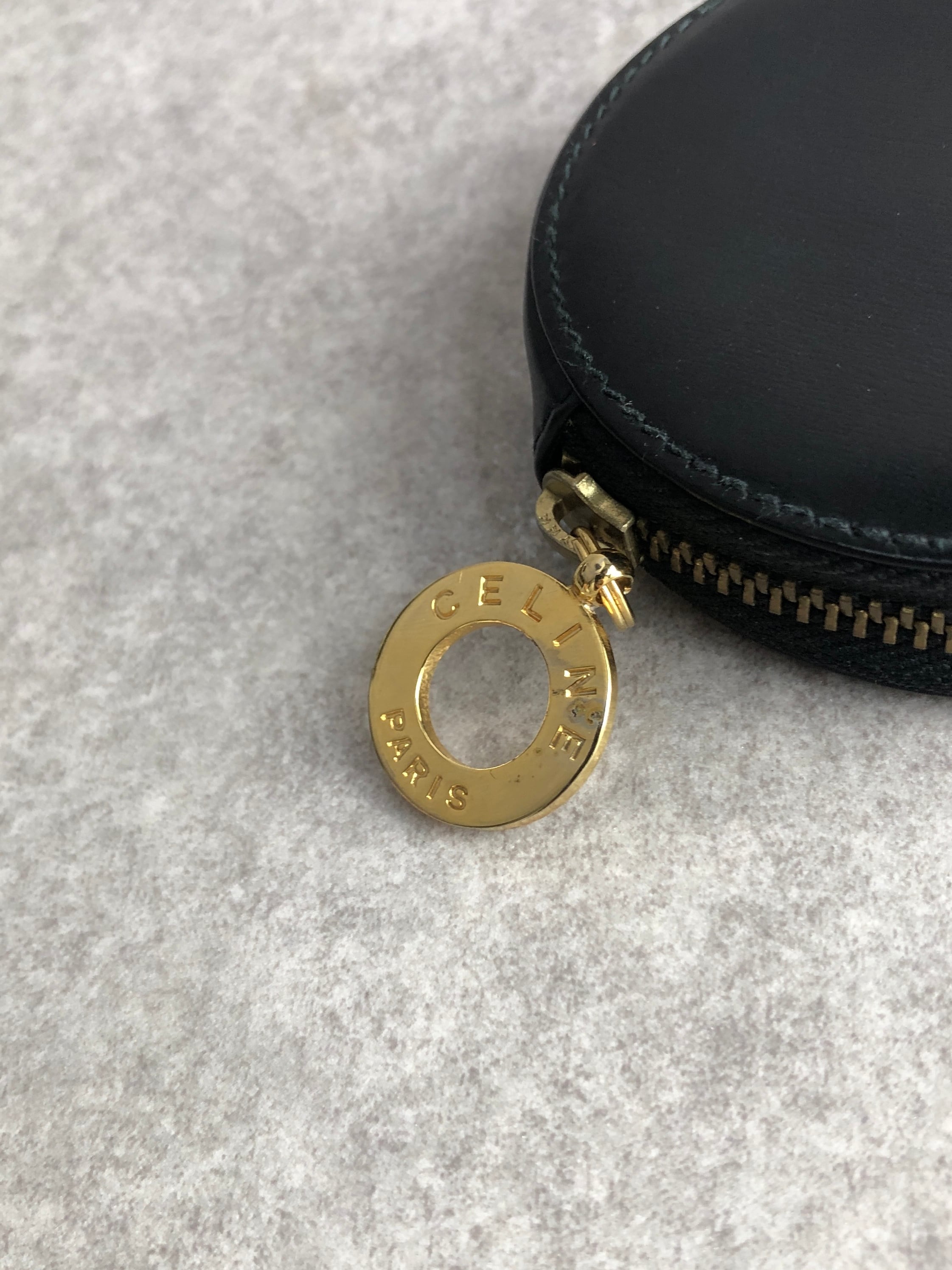 CELINE セリーヌ 財布 ブラック ロゴサークル レザー コインケース