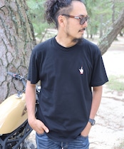 RAISE MIDDLE FINGER - 刺繍Tee (Mサイズ)