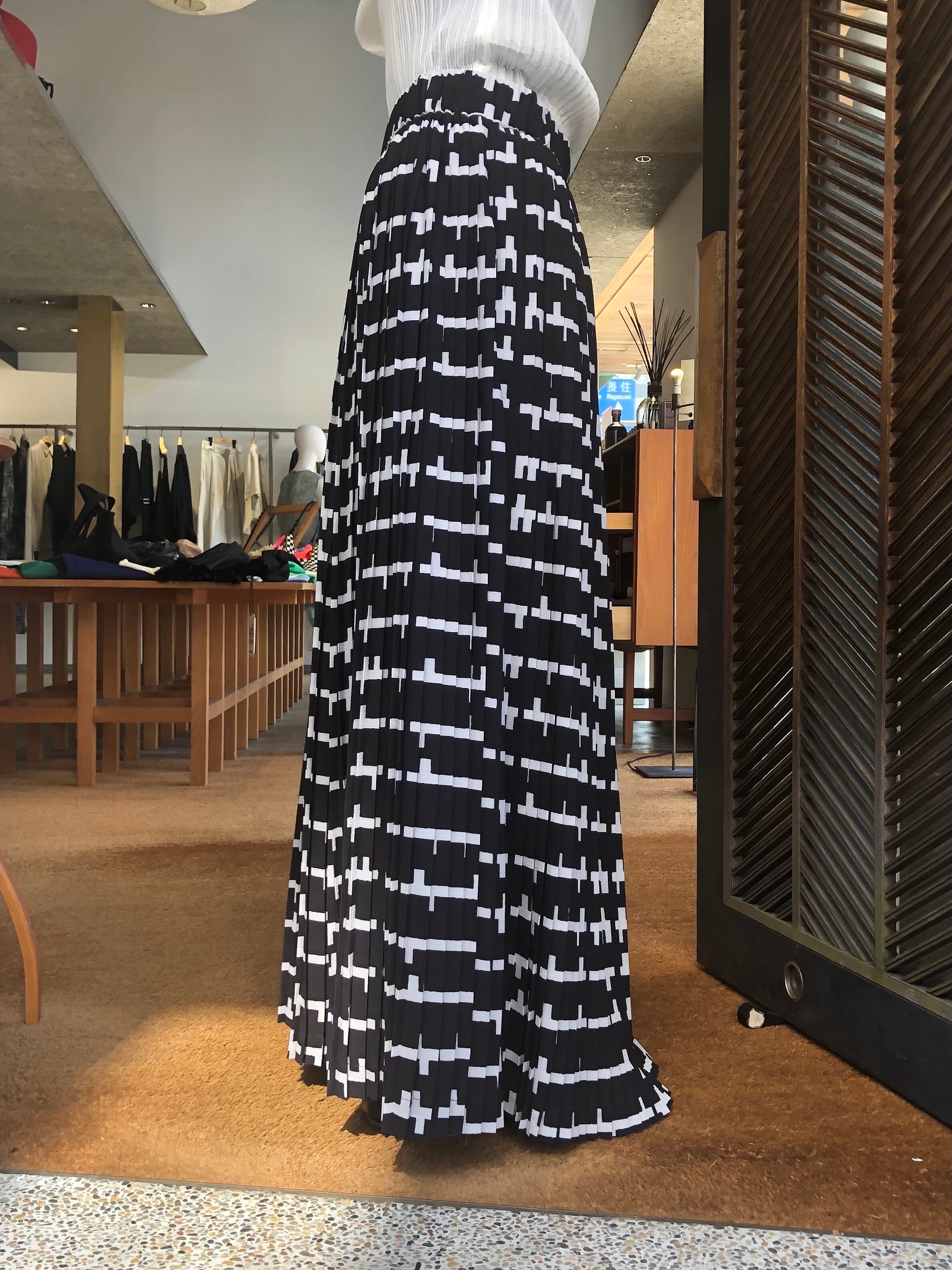 好評在庫 HENRIK VIBSKOV - HENRIK VIBSKOV パンツ（その他） メンズの