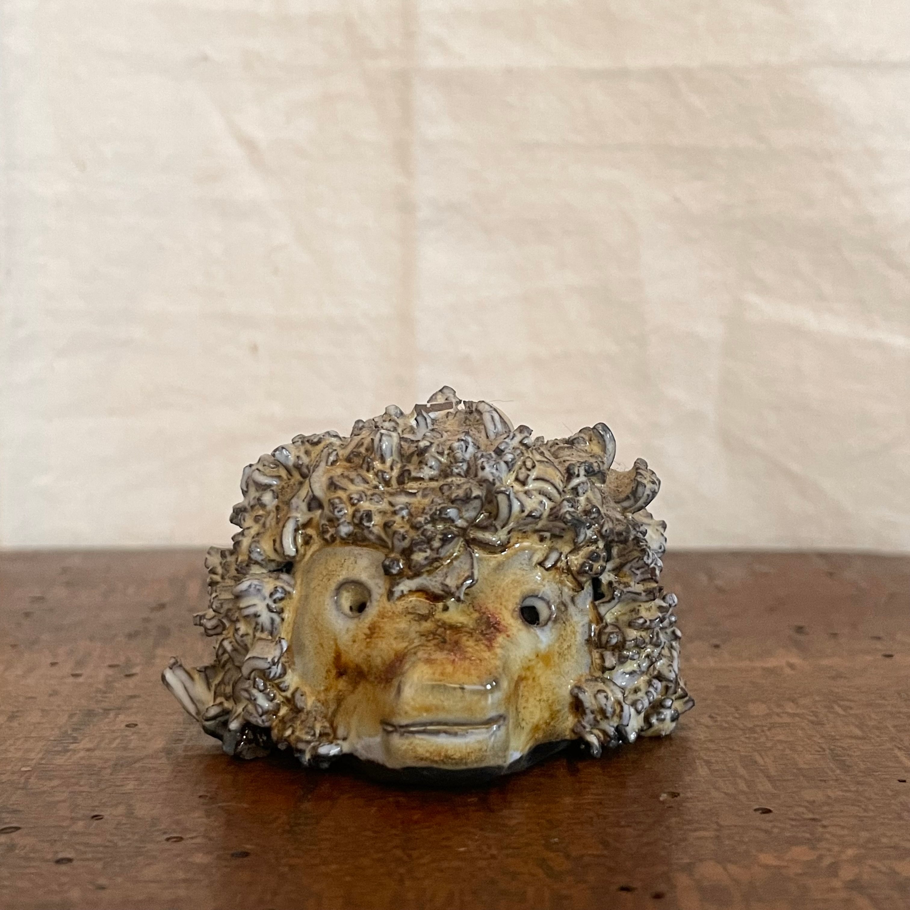 とげとげハリネズミ