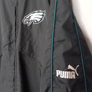 90s　puma × NFL　ナイロンジャケット　刺繍ロゴ　イーグルス　黒　M