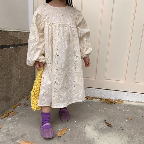 ワンピース レース ドレス 子供 ロング丈 長袖 キッズ バルーンスリーブ フレアワンピ Aライン 韓国 韓国子供服 女の子 女児 人気 おすすめ かわいい 可愛い おしゃれ オシャレ プレゼント 贈り物 ギフト 誕生日 バースデー お出かけ 旅行 90 100 110 120 130 1歳 2歳 3歳 4歳 5歳 6歳 7歳 8歳 9歳