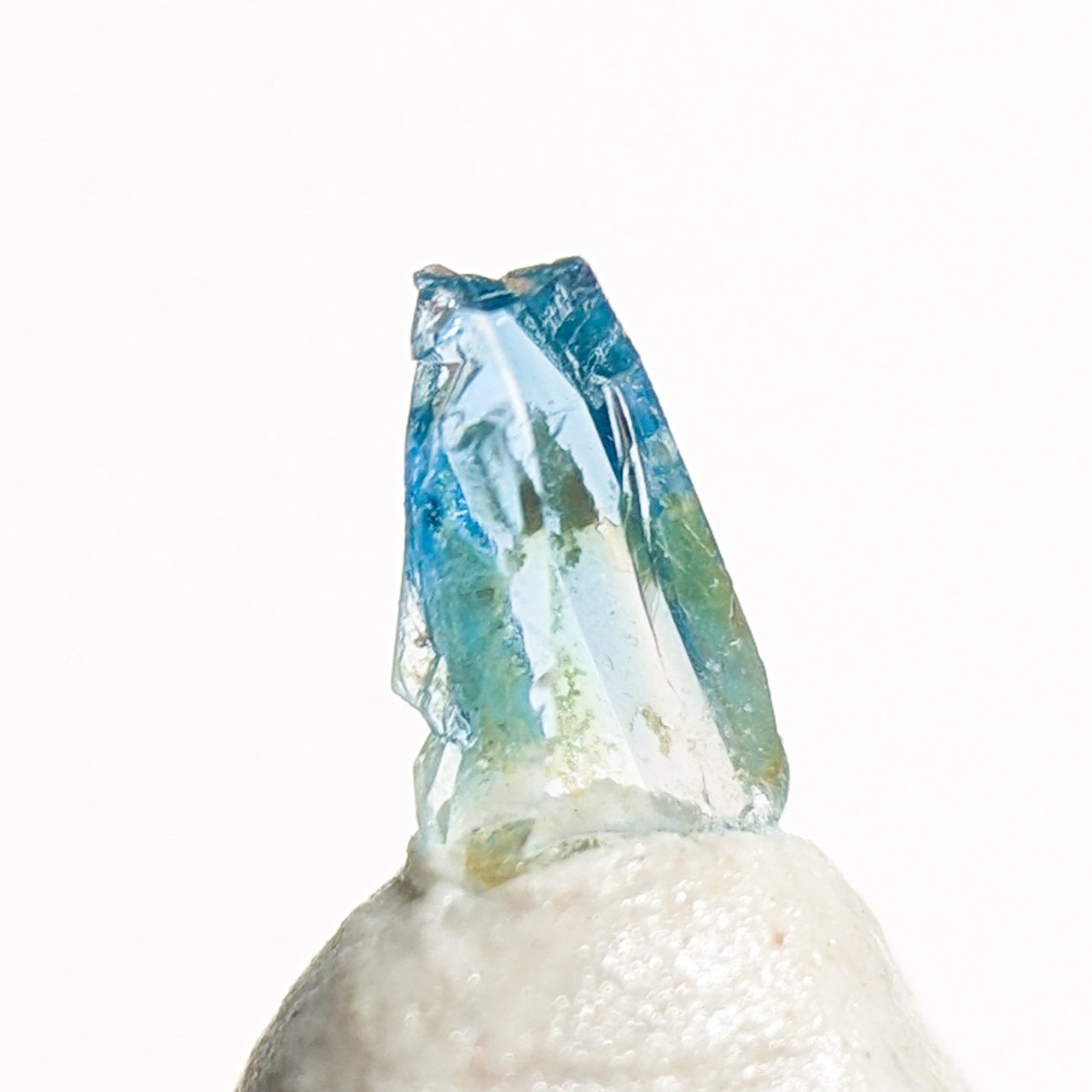 【539】ユークレース ジンバブエ産 0.03ct