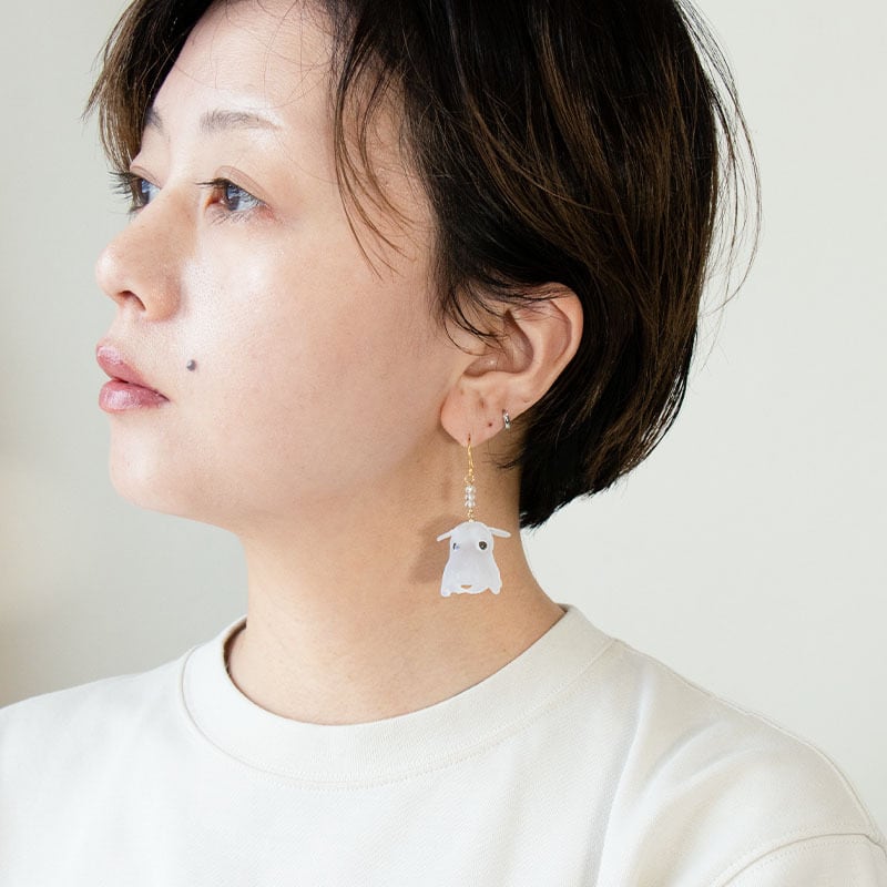 BASE】【イヤリングOK】メンダコ 蛸 頭足類 ピアス / 透明 クリア 涼し