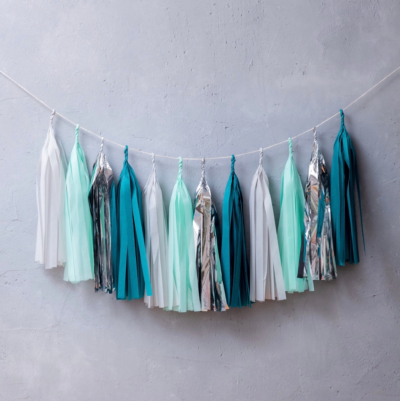 タッセルガーランドnostalgic