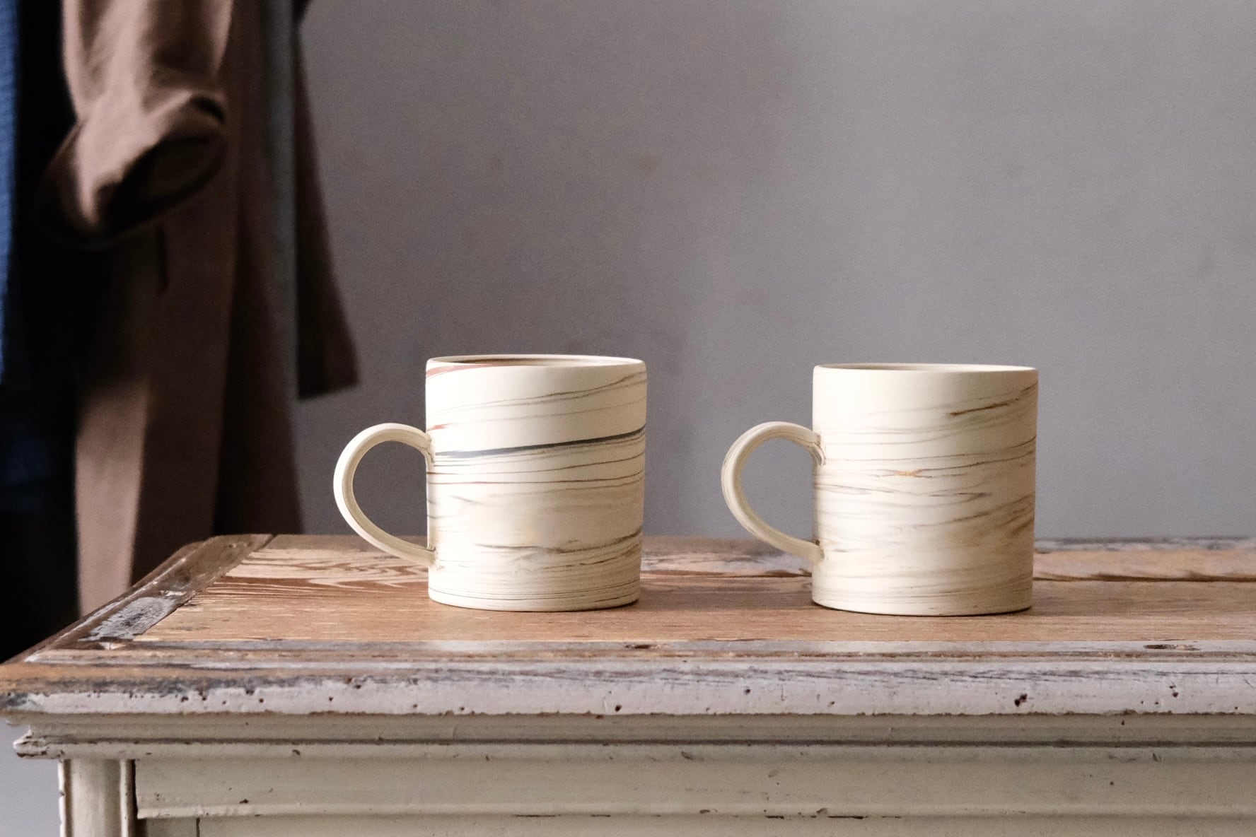 憲児陶苑・堀田拓見さんの 350ml入る容量たっぷりの練り込みのマグ