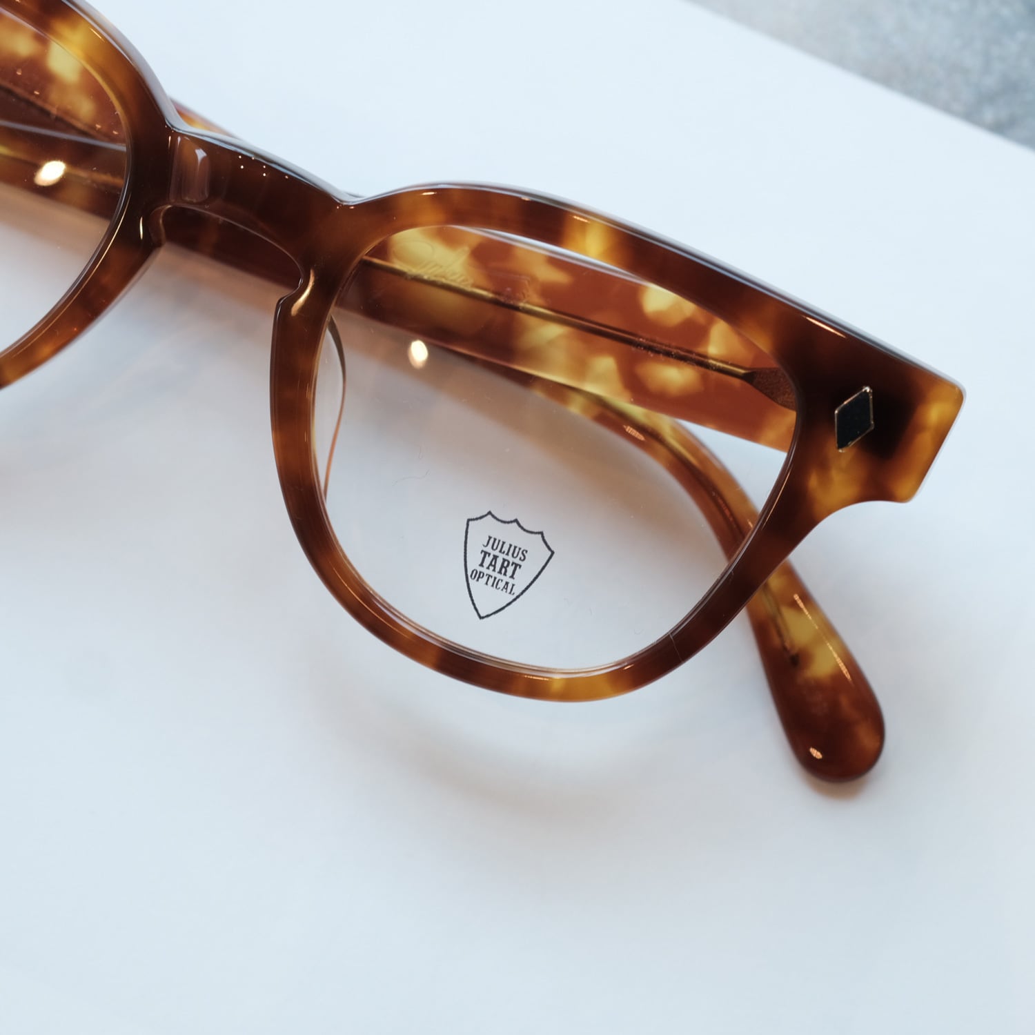 小物 JULIUS TART OPTICAL AR 46 Julius Tart Optical AR 46 | Demi Amber