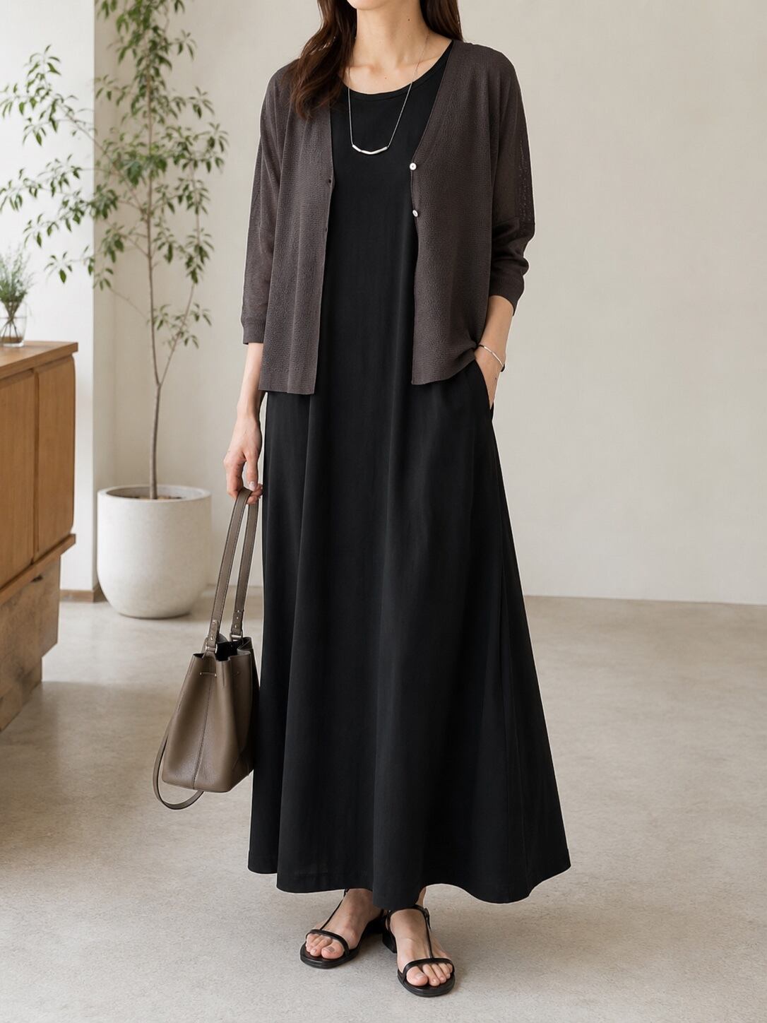 A63】 新品 即納 BEARDSLEY シアーサラッとカーディガン ビアズリー 茶