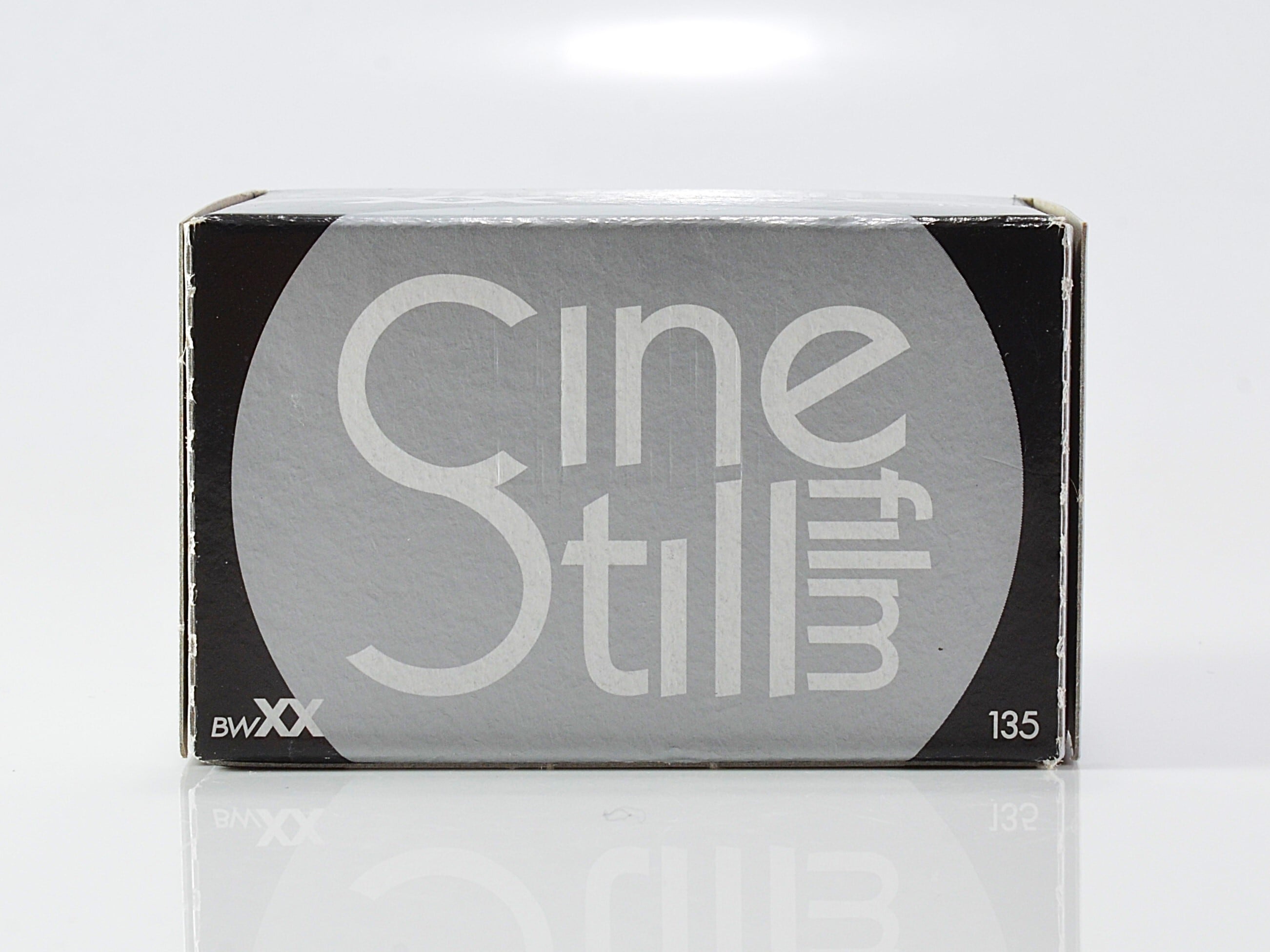 CINESTILL BWXX (Double-x) 250 36枚 ISO250 白黒フィルム 36枚撮り