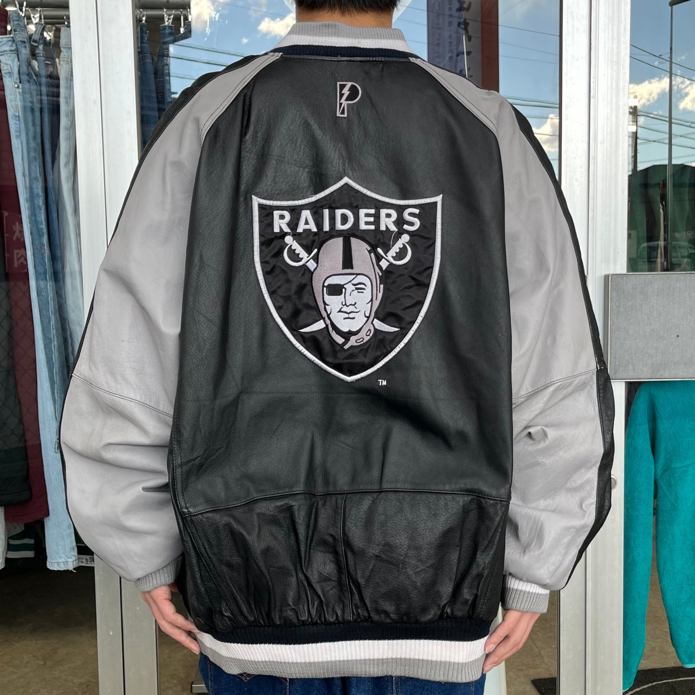 NFL TEAM APPAREL RAIDERS フード付きスタジャン