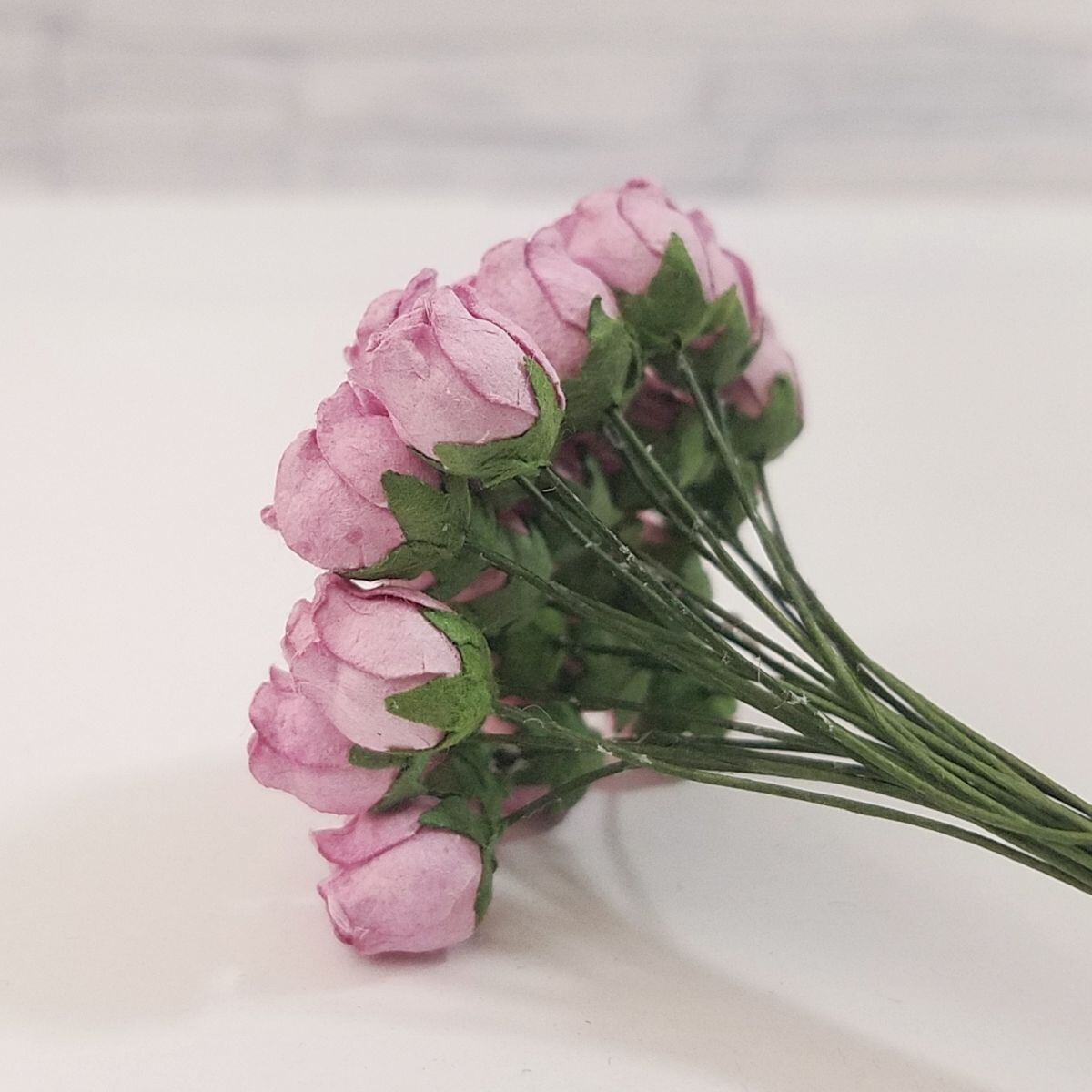 小型ピンク造花アートフラワー 857cb3e5c1a14f72f1b159cfc0a593