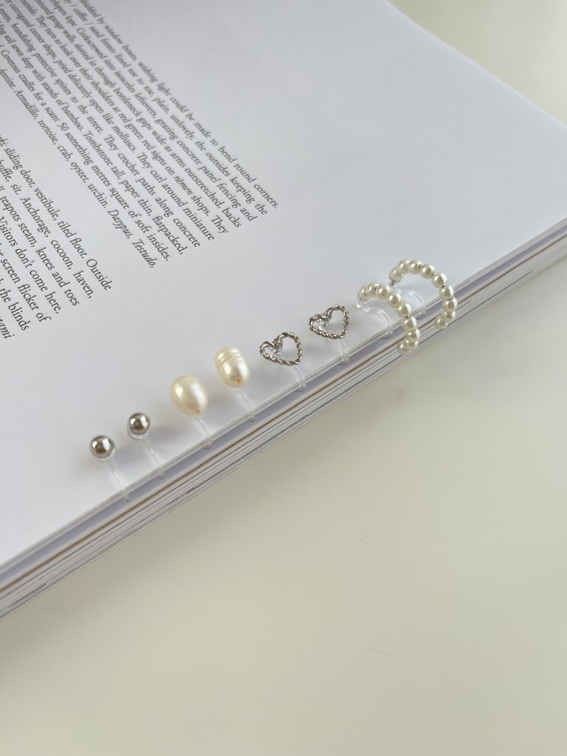 (即納) Fil. / Heat&pearl earrings 4set | 2color