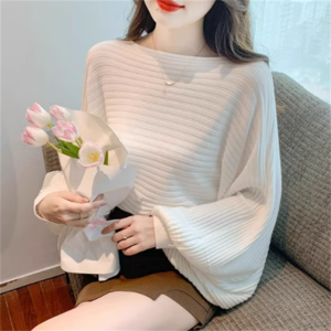 【送料無料】 トップス 3色 セーター 袖あり 長袖 ドルマンスリーブ ランタンスリーブ クルーネック Aライン フレア ロング丈 厚手生地 あったか かわいい 大人可愛い 大人女子 こなれ感 シンプル カジュアル 大人 上品 おしゃれ お洒落 ラフ コンサバ ヘルシー 無地 冬 30代 40代 レディース 女性用 ママ デート お出かけ お茶会 女子会 休日 授業参観 着回し プチプライス カラバリ デイリーユース 普段使い オルチャン 韓国系 ファッション 楽ちん 定番アイテム 着痩せ