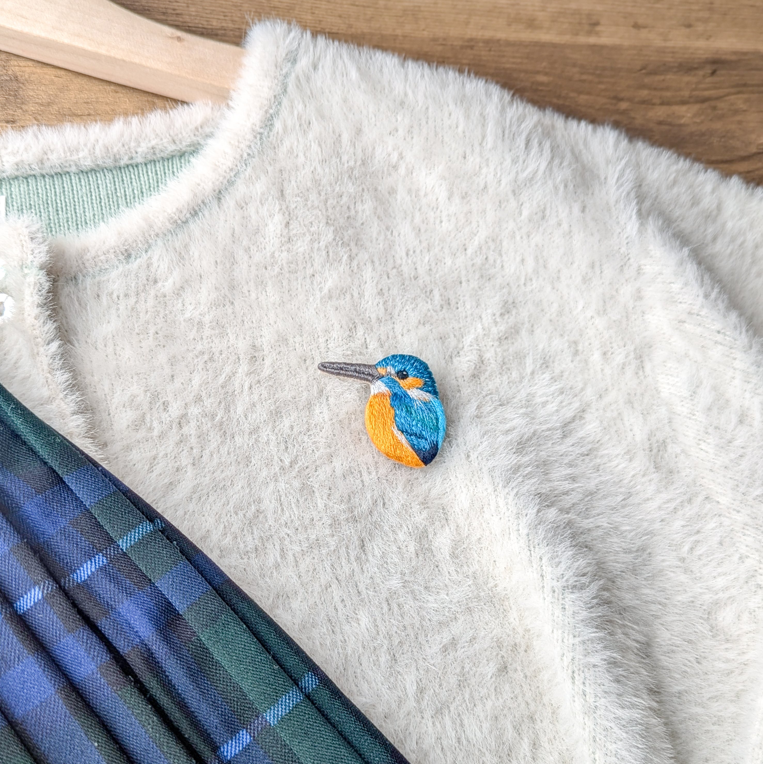 カワセミの刺繍ブローチ（オス） | CANCAN