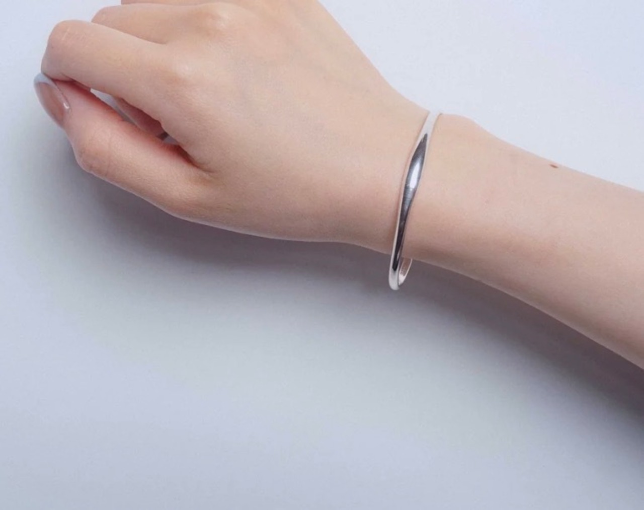 b011 【aura】 POND BANGLE
