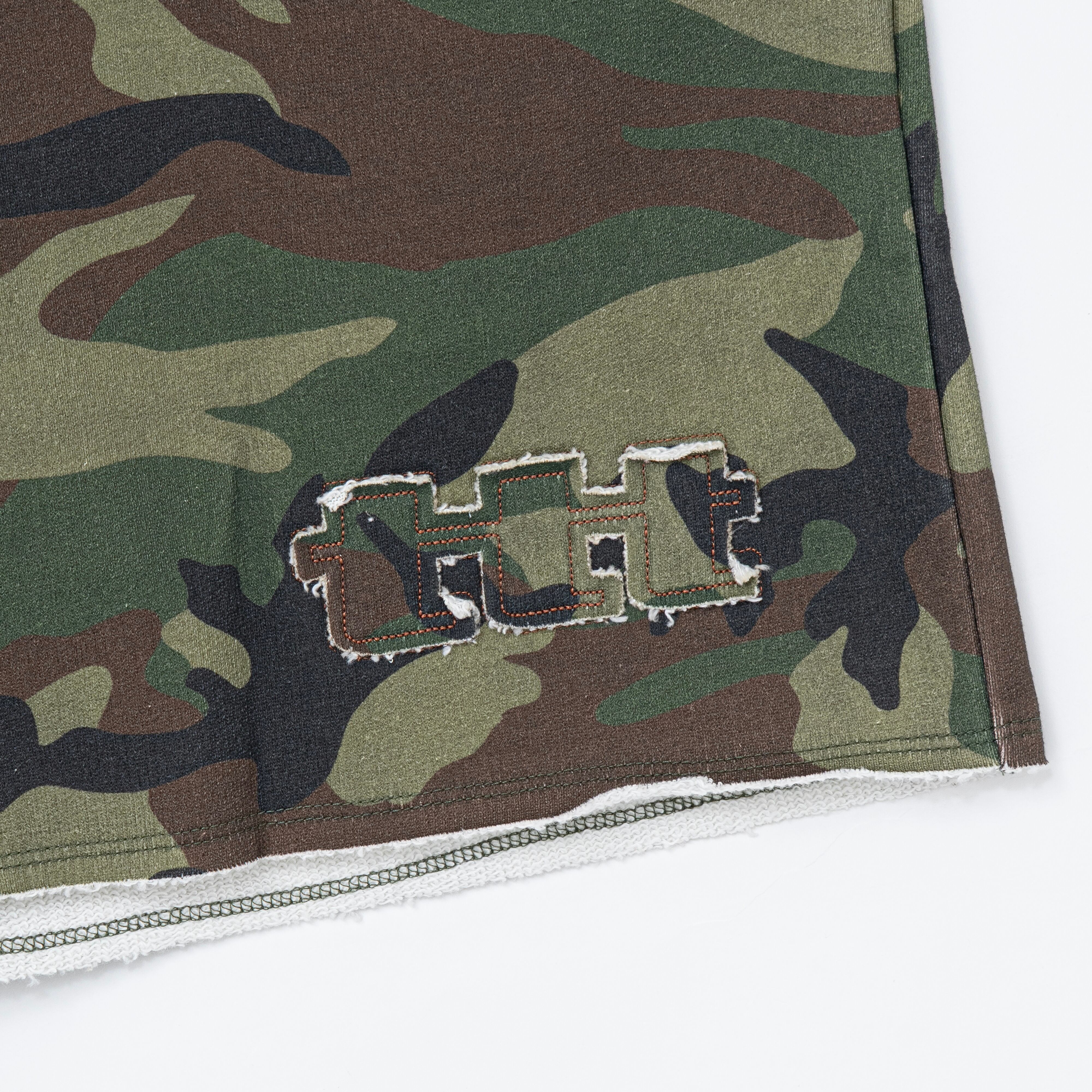 ttt logo sweat half pants（CAMO） | TTTMSW