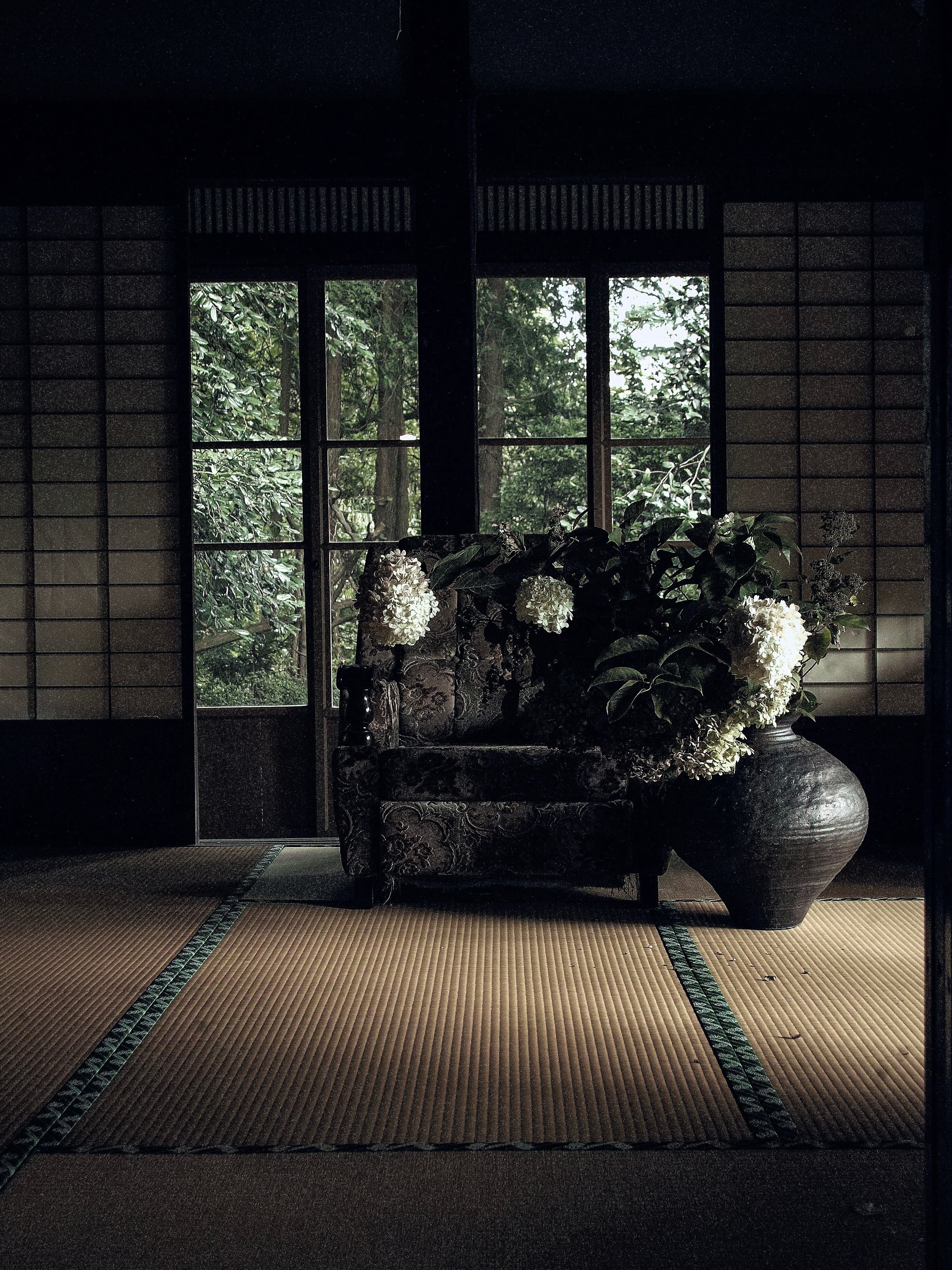 田宮亜紀 | いびつ