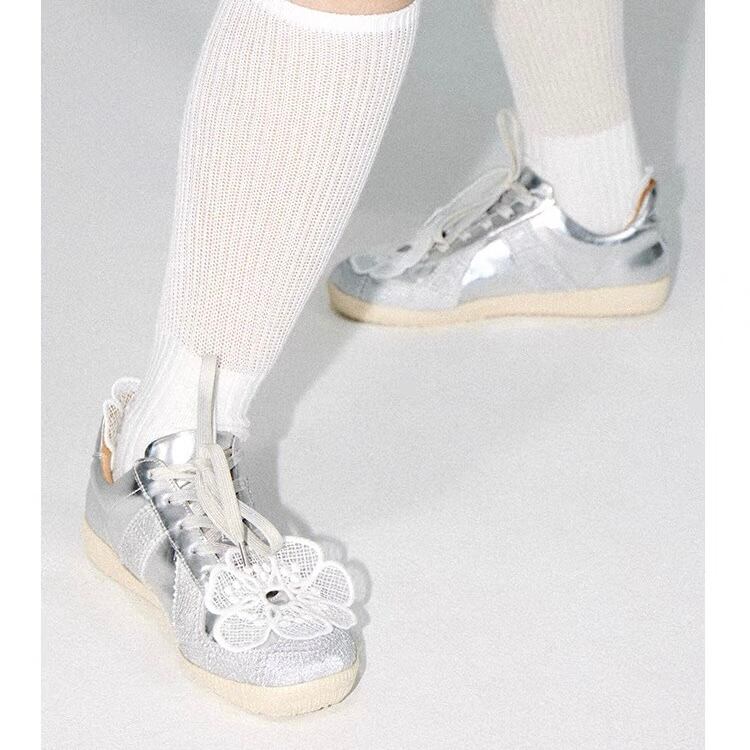 CONP] Acid Lace Low-Top Sneaker | BYORI