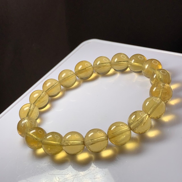 A3.透明度抜群♪ゴールデンフローライトブレスレット