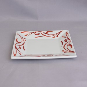 砥部焼 千山窯 角プレート（小） 赤唐草