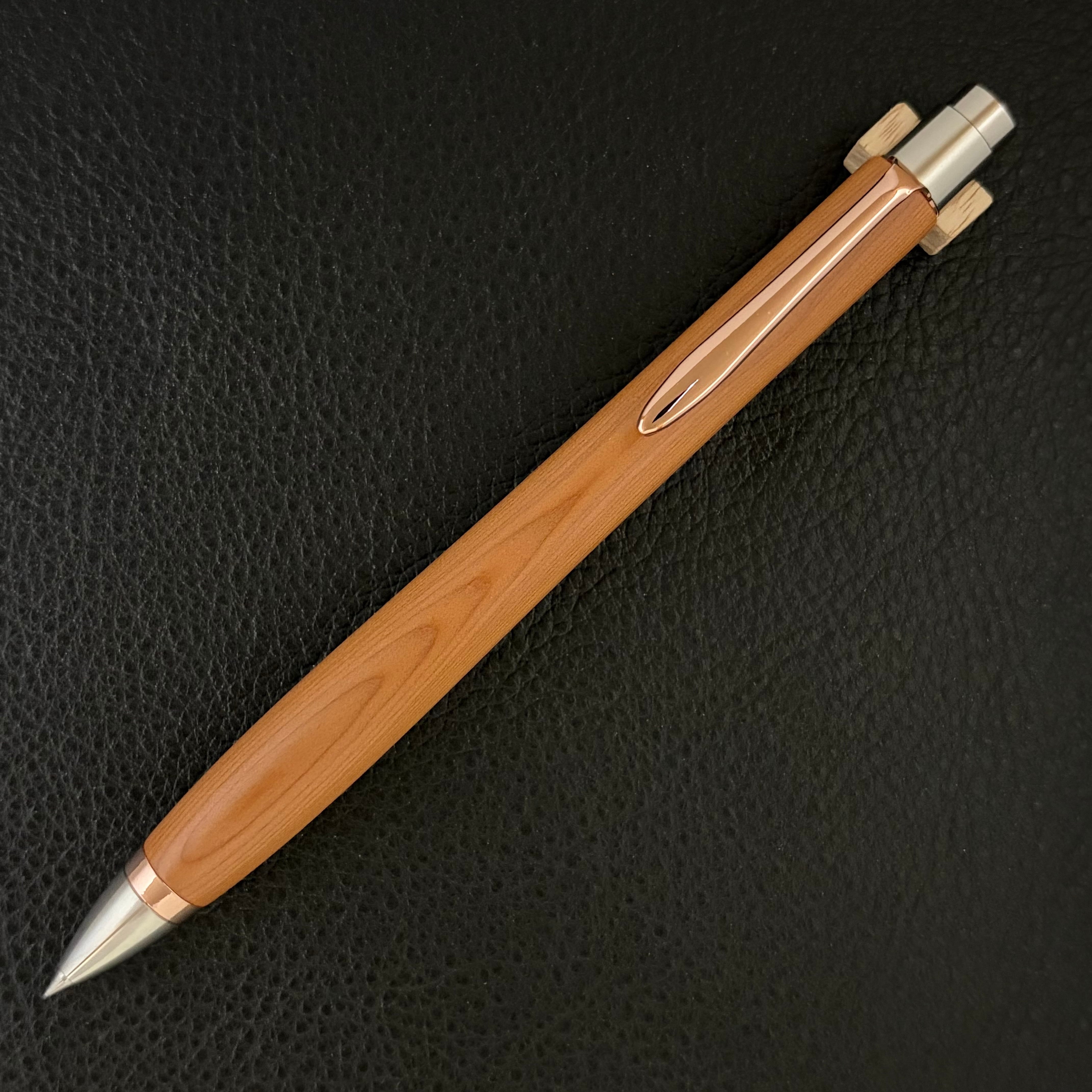 匠衆・朱椿粋