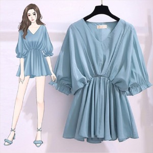 【送料無料】 ブラウスロング丈 体系カバー 無地 Vネック きれいめ 大人可愛い コンサバ系 フリル 半袖 Aライン フレア こなれ感 シンプルデザイン プリーツ 夏 30代 40代 レディースファッション 可愛い お出かけ 女子会 デイリーユース お茶会 お呼ばれ