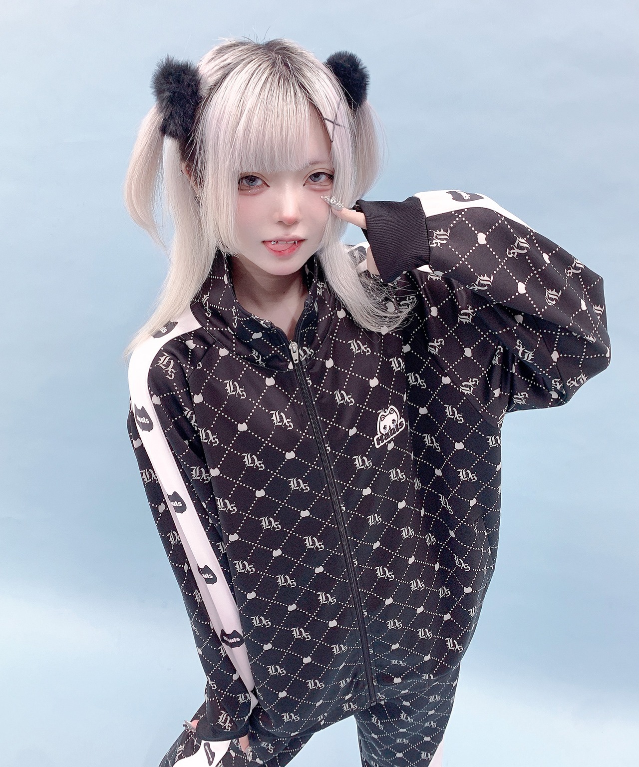 にゃめんにゃ！モノグラムネ申おジャージ（ブラック） | Hauls.teemstore