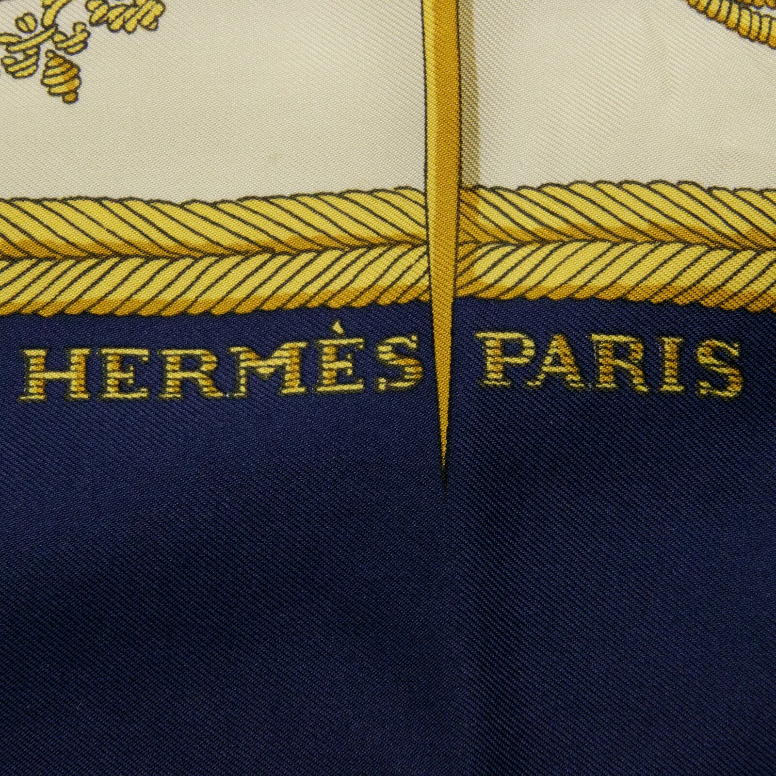 極美品✨HERMESエルメス　スカーフ 本物・送料無料・極美品】HERMES・エルメス・大判スカーフ(シルク