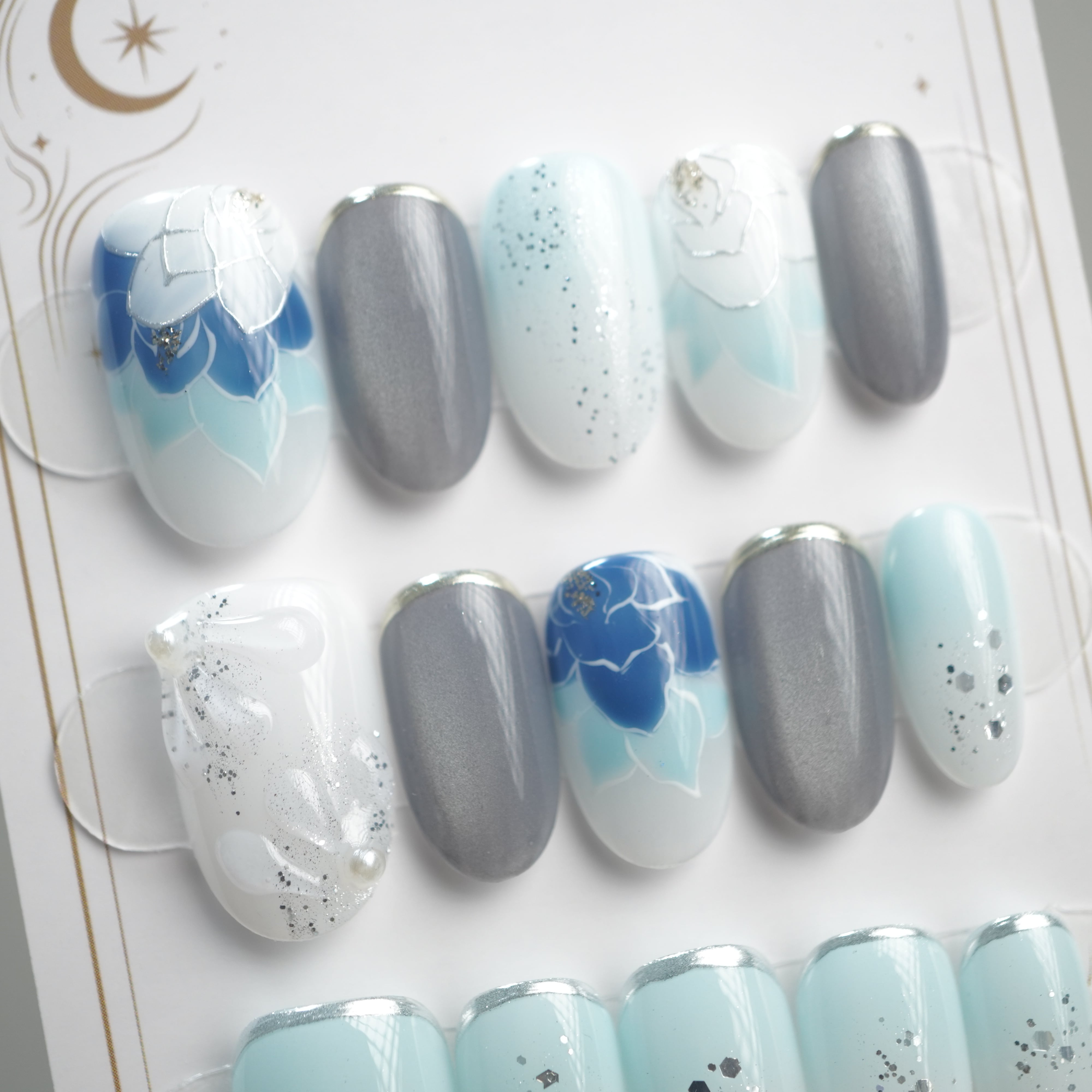 プレミアムネイルチップ15枚セット【#678】:ホワイトブルー:ミディアムオーバル:繰り返し使えるネイルチップ :XX238