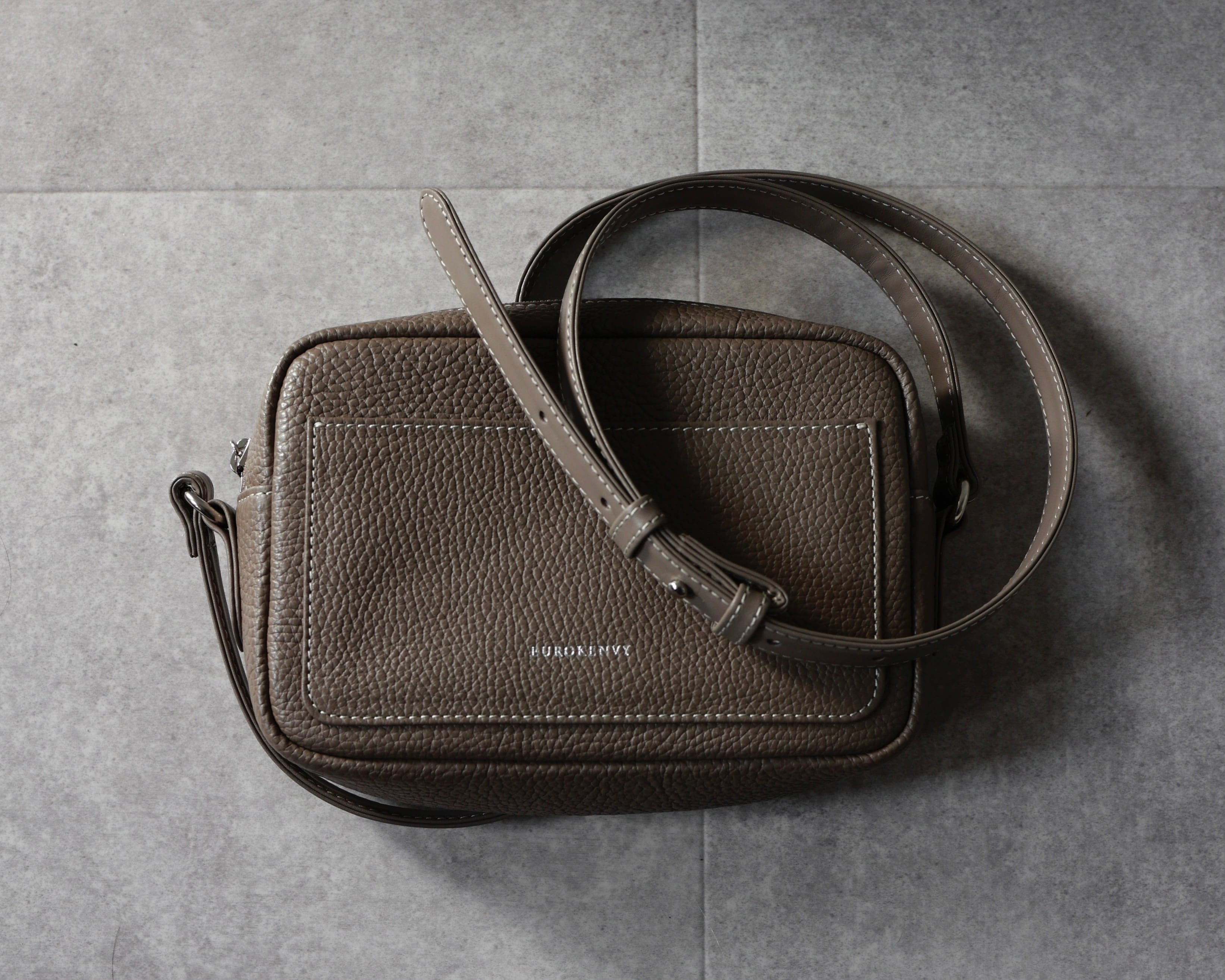 Italian Emboss Leather Mini Shoulder Bag【イタリア・マストロット社