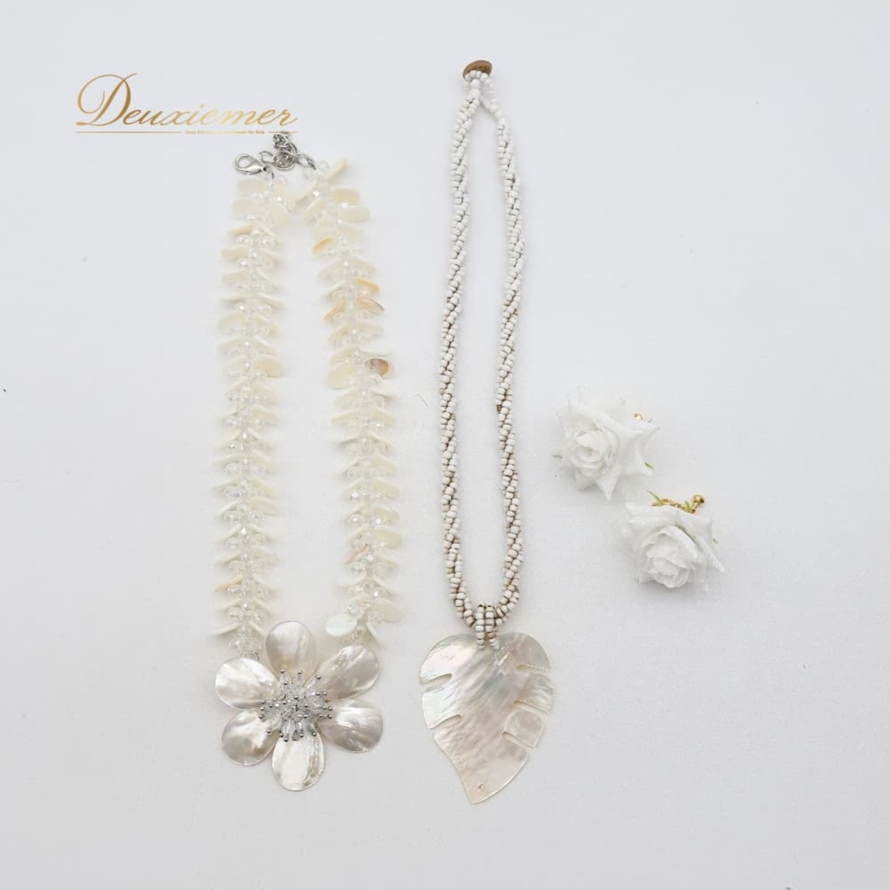 フラダンス 小物 まとめ売り 全7点 セット シェルネックレス ネックレス イヤリング シェル モンステラ 花 フラワー 白 赤 光沢 キラキラ ダンス小物 アクセサリー かわいい 華やか ホワイト系 レッド系