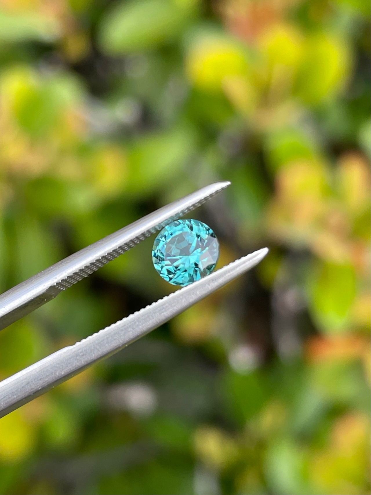 ラグーントルマリン 5.3x5.3x4.0mm, 0.64ct, ナミビア産